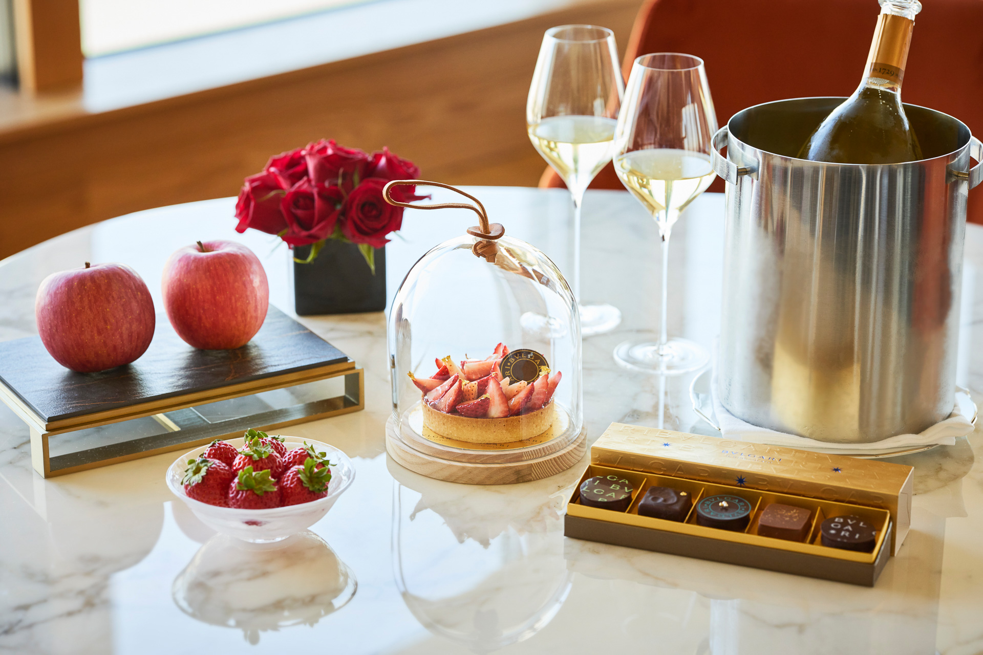 ブルガリ ホテル 東京、2月14日限定のメニューやプランを提供