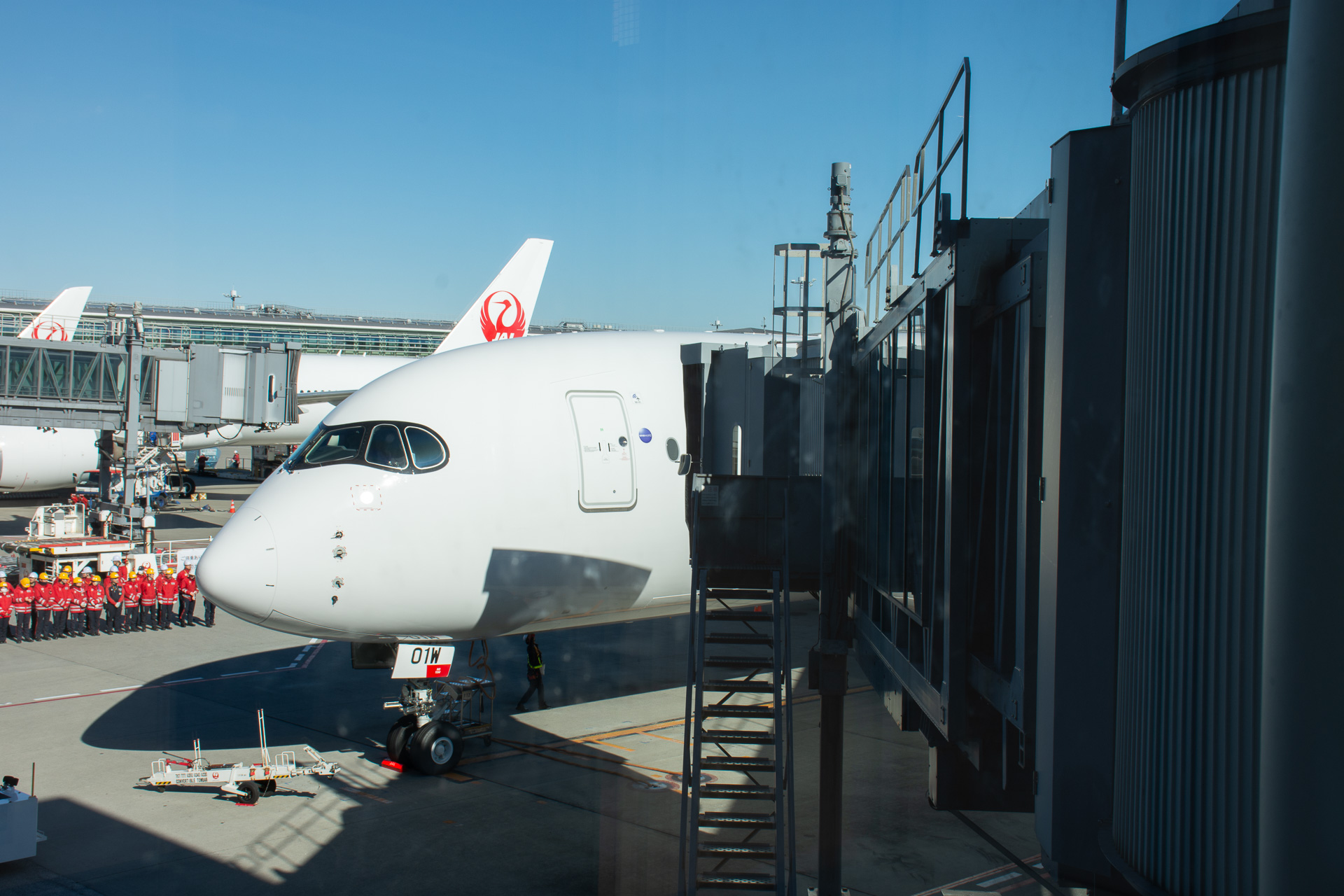 ボーディングブリッジから見えたA350-1000型機