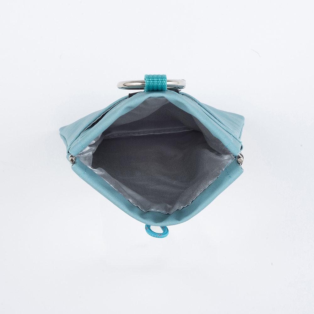 口元はばね口開閉