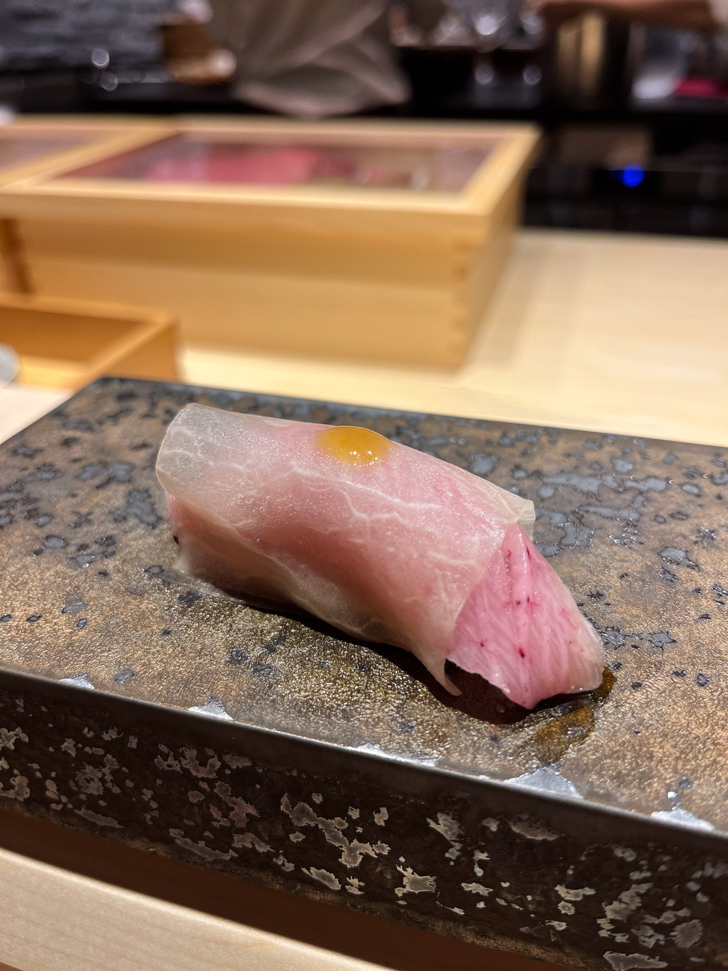 ブリと大根の握り