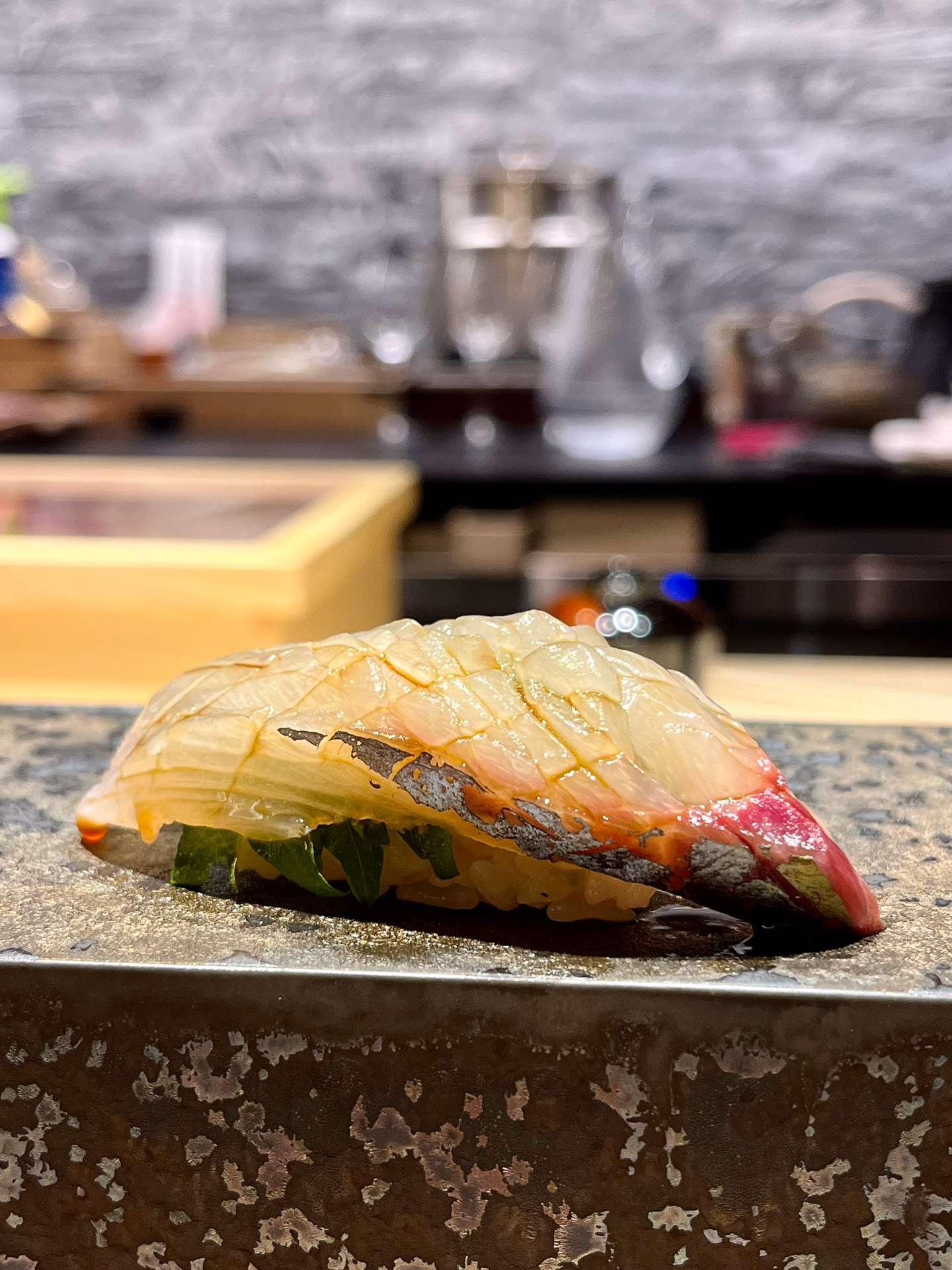 アジの概念が変わったシマアジの握り