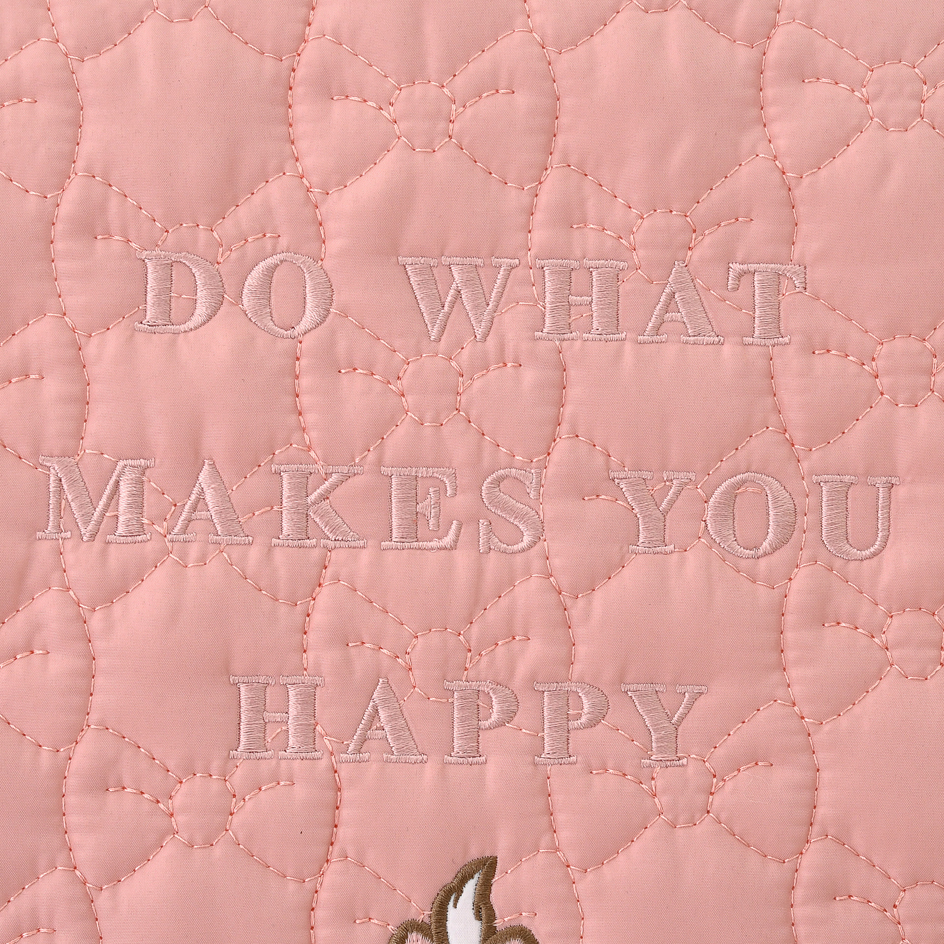 リボンモチーフのキルティング生地を採用。しっかりうちわを保護する