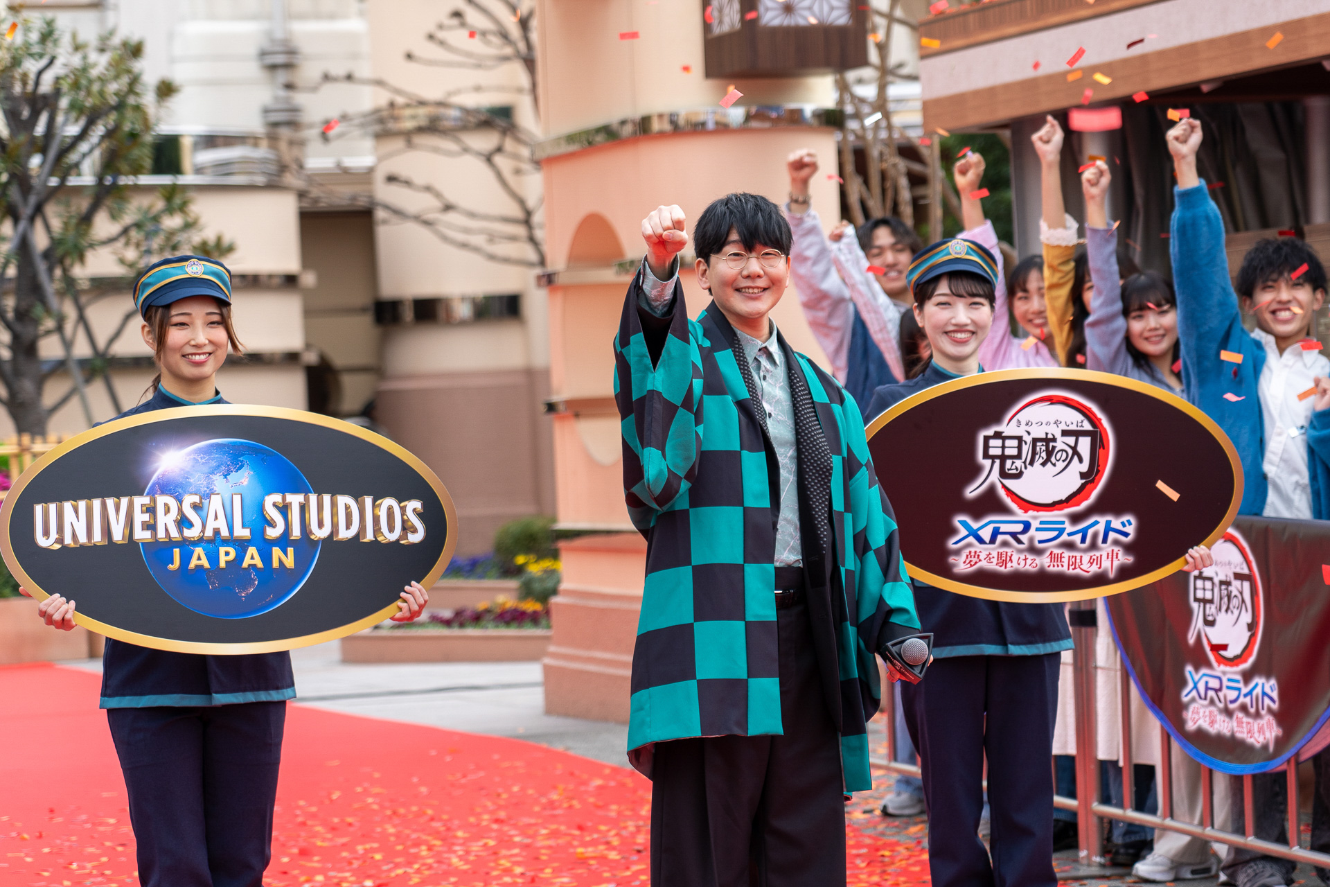 「心を燃やせ、不滅の炎で！」と開幕宣言