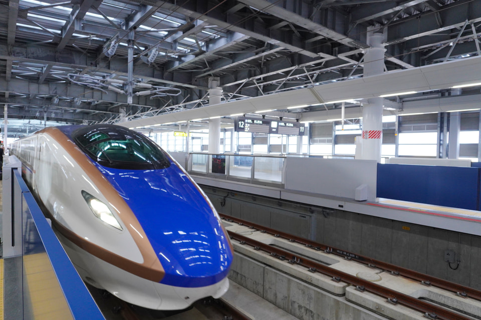 北陸新幹線、いよいよ延伸開業する金沢～敦賀間に試乗。JR敦賀駅