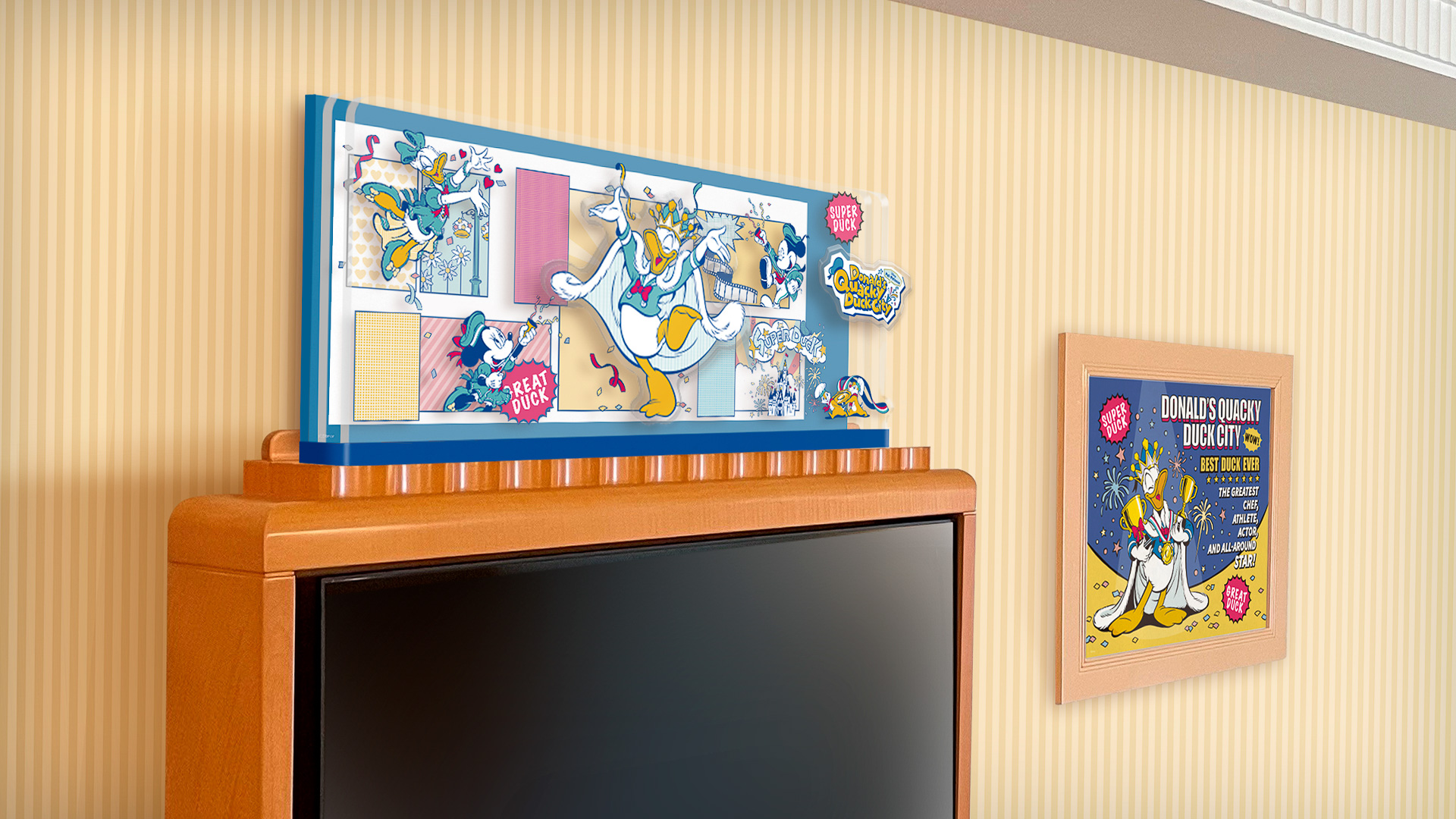 客室にはドナルドを称えるデコレーションがたっぷり！