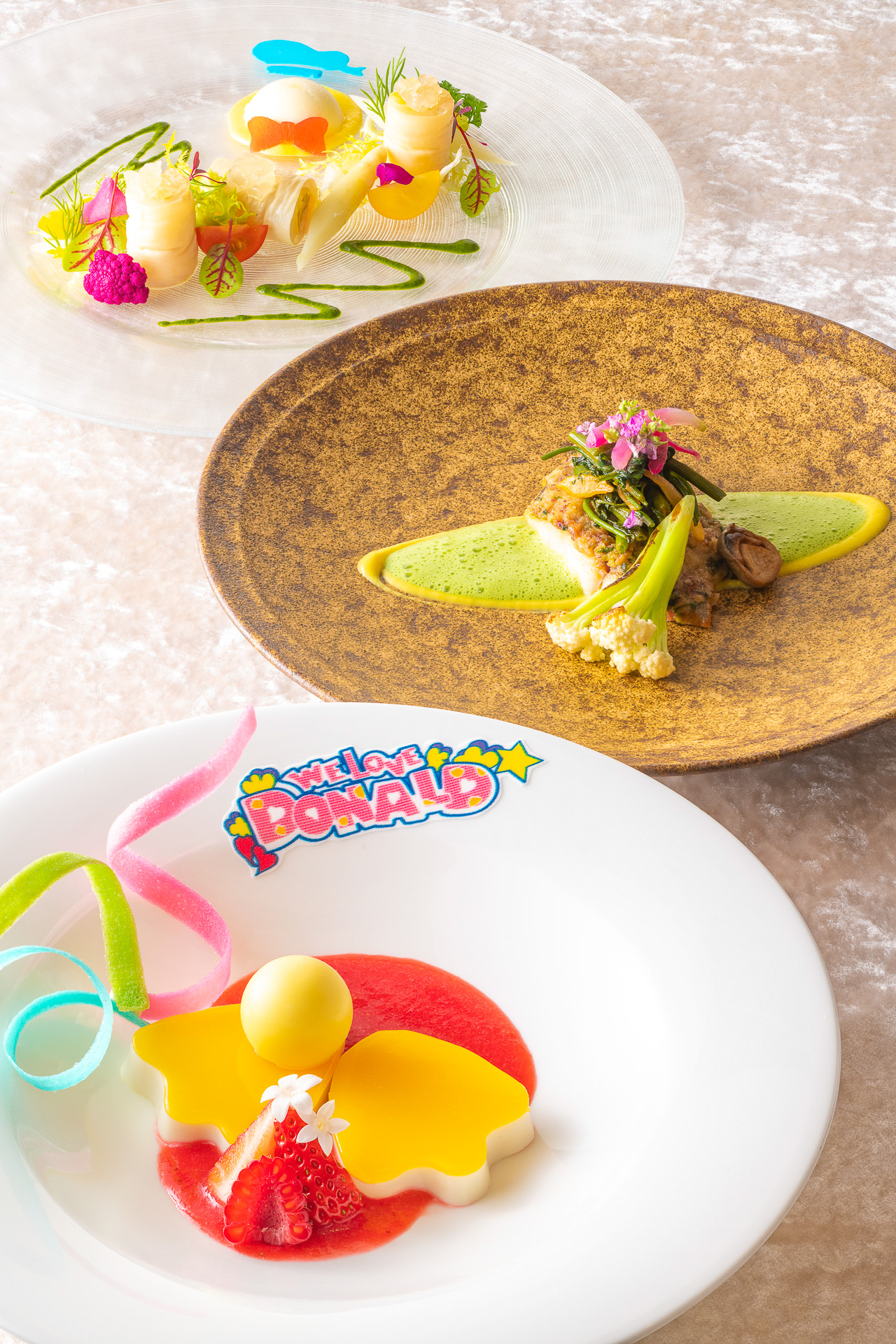 「カンナ」の「ディズニー・パルパルーザ“ドナルドのクワッキー・ダックシティ”ランチコース プレシャスカンナ」（7000円）