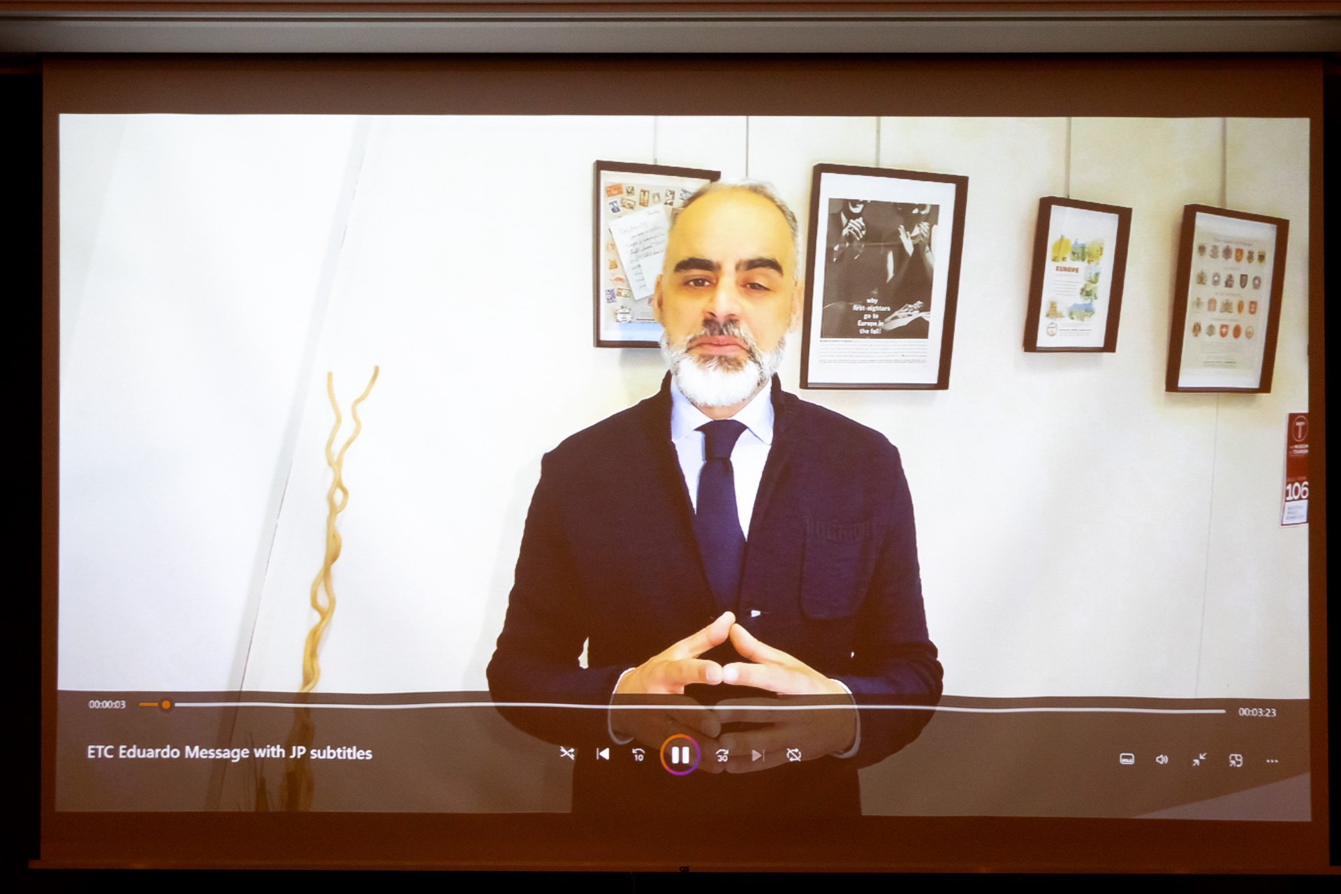 ETC委員長であるEduardo Santander氏がビデオで挨拶