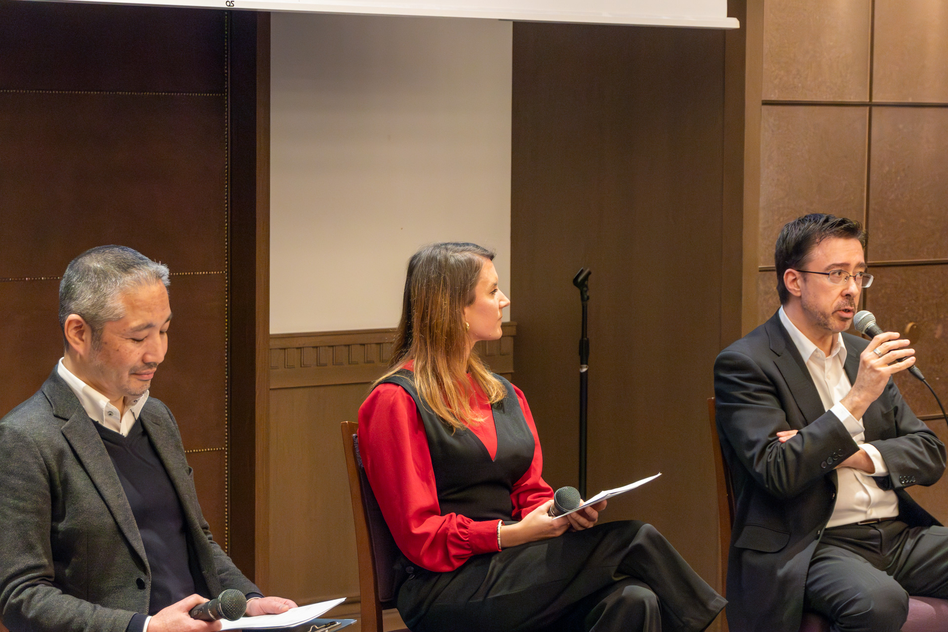 ドイツ観光局 日本支局長 西山晃氏（左）、オーストリア政府観光局 日本支局長 ニコール・キルヒマイヤー氏（中）、フランス観光開発機構 日本代表 フレデリック・マゼンク氏（右）