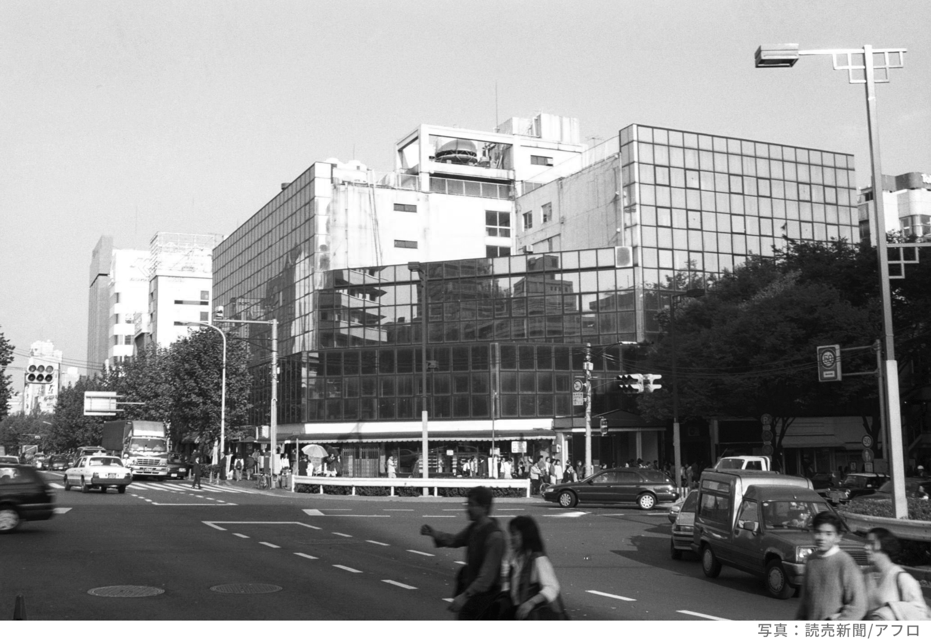 1960年代の「原宿セントラルアパート」を代表するように、その時代のトップクリエイターたちが集まり、さまざまなカルチャーを創造・発信してきた原宿・神宮前エリア