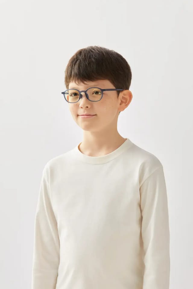 JINS、就寝前にかける眼鏡「SCREEN FOR SLEEP」。こめかみで支える