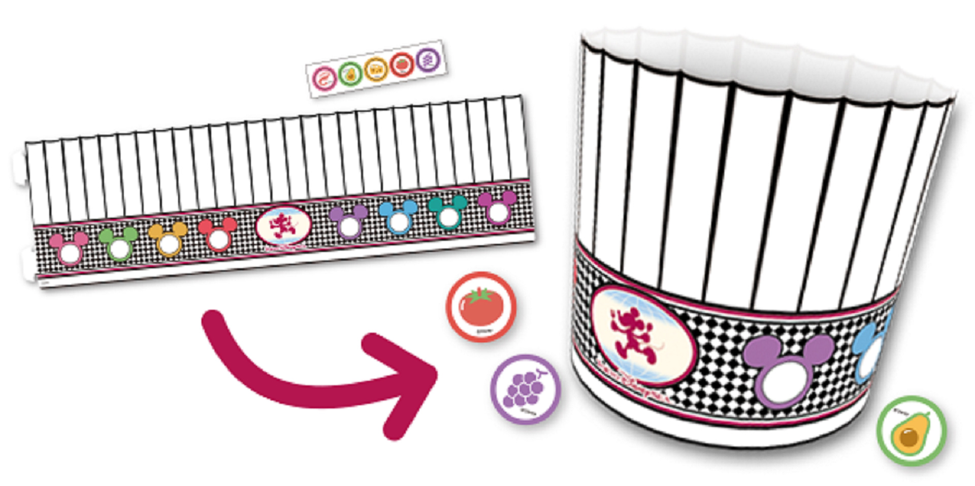 配布されるシェフ帽子にはシールでデコレーションできる