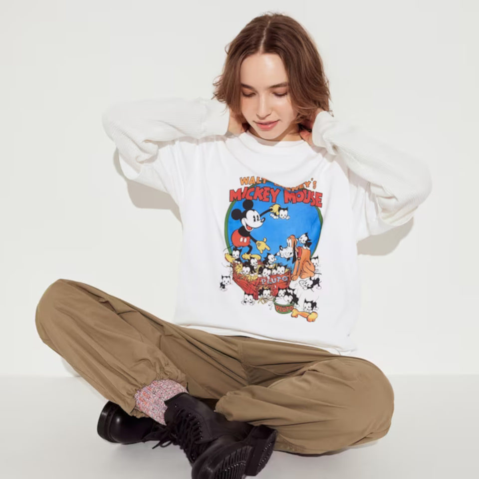 UNIQLO 見にくく ニット セーター ミッキー 120