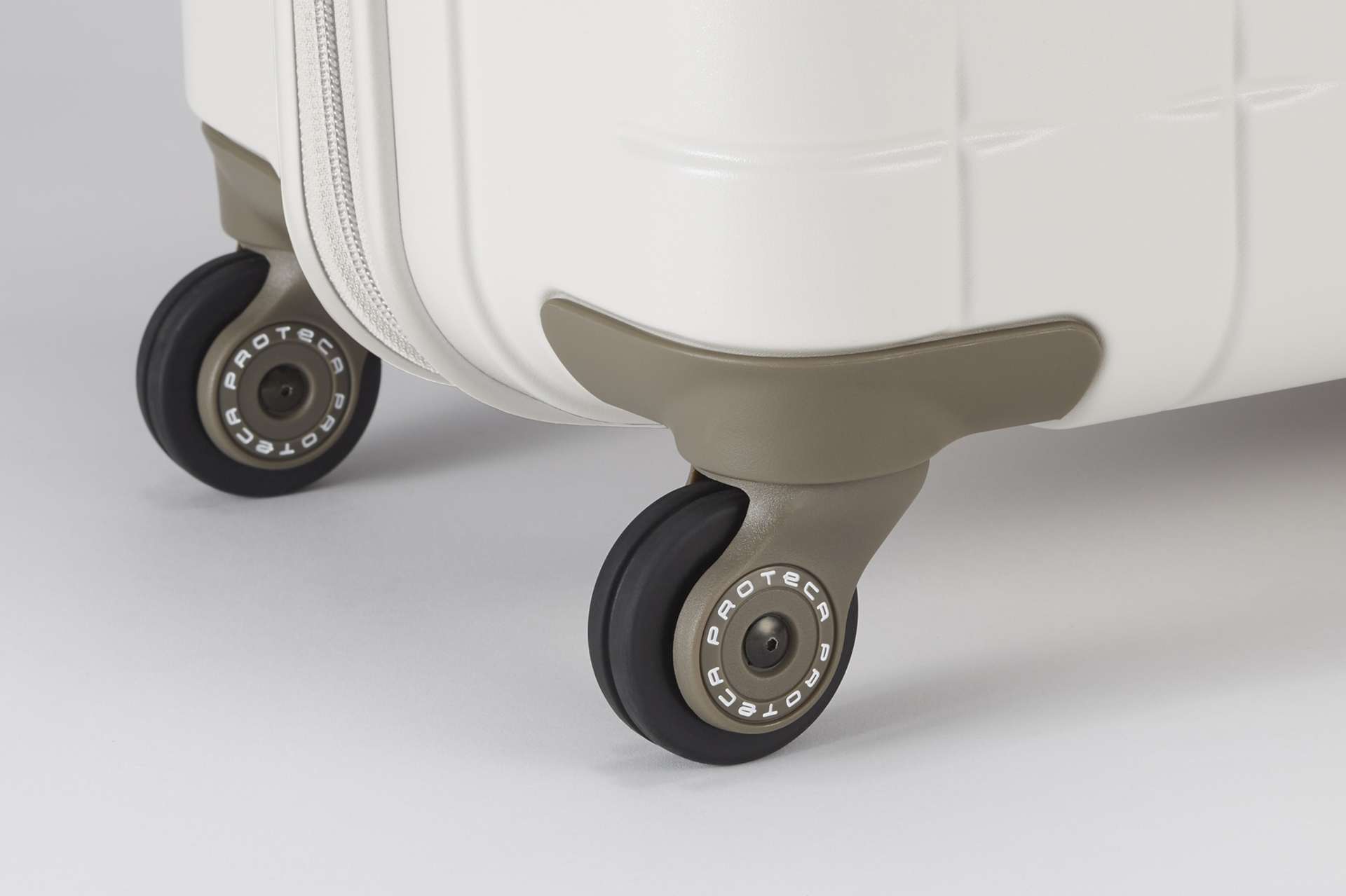 静かで滑らかに走行するキャスター