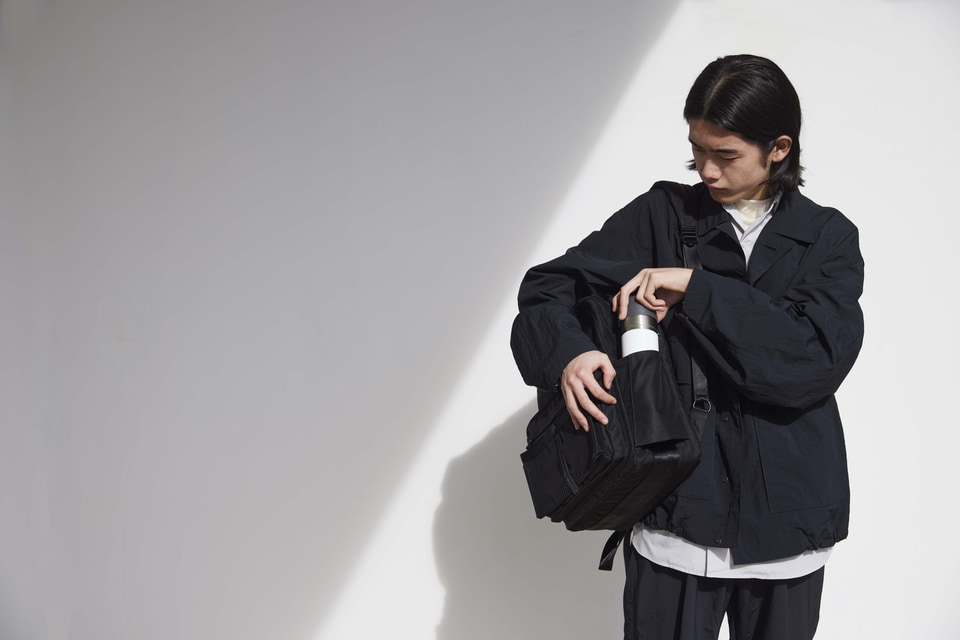 吉田カバン、POTRブランドの新作「SCOPE」。ショルダー/トート