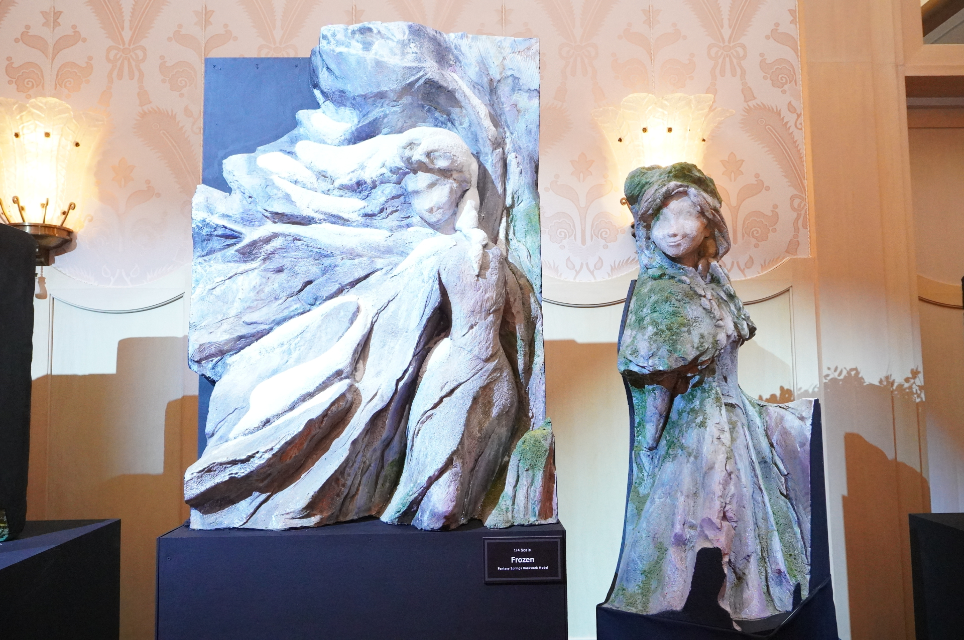 魔法の泉「ファンタジースプリングス  エントリーウェイ」にはピーターパン、アナとエルサが隠れている