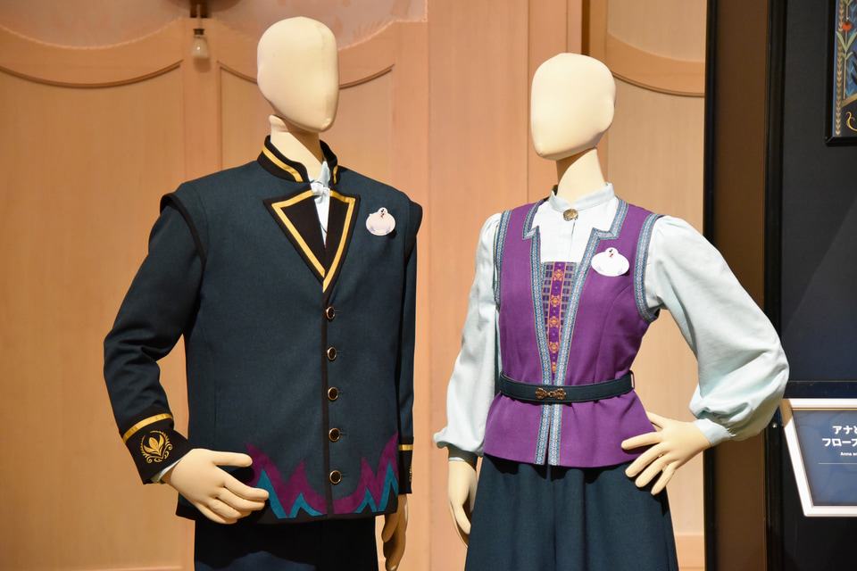 東京ディズニーリゾート　アナ　ドレス タカラトミー ディズニープリンセス おしゃれドレス アナと雪の