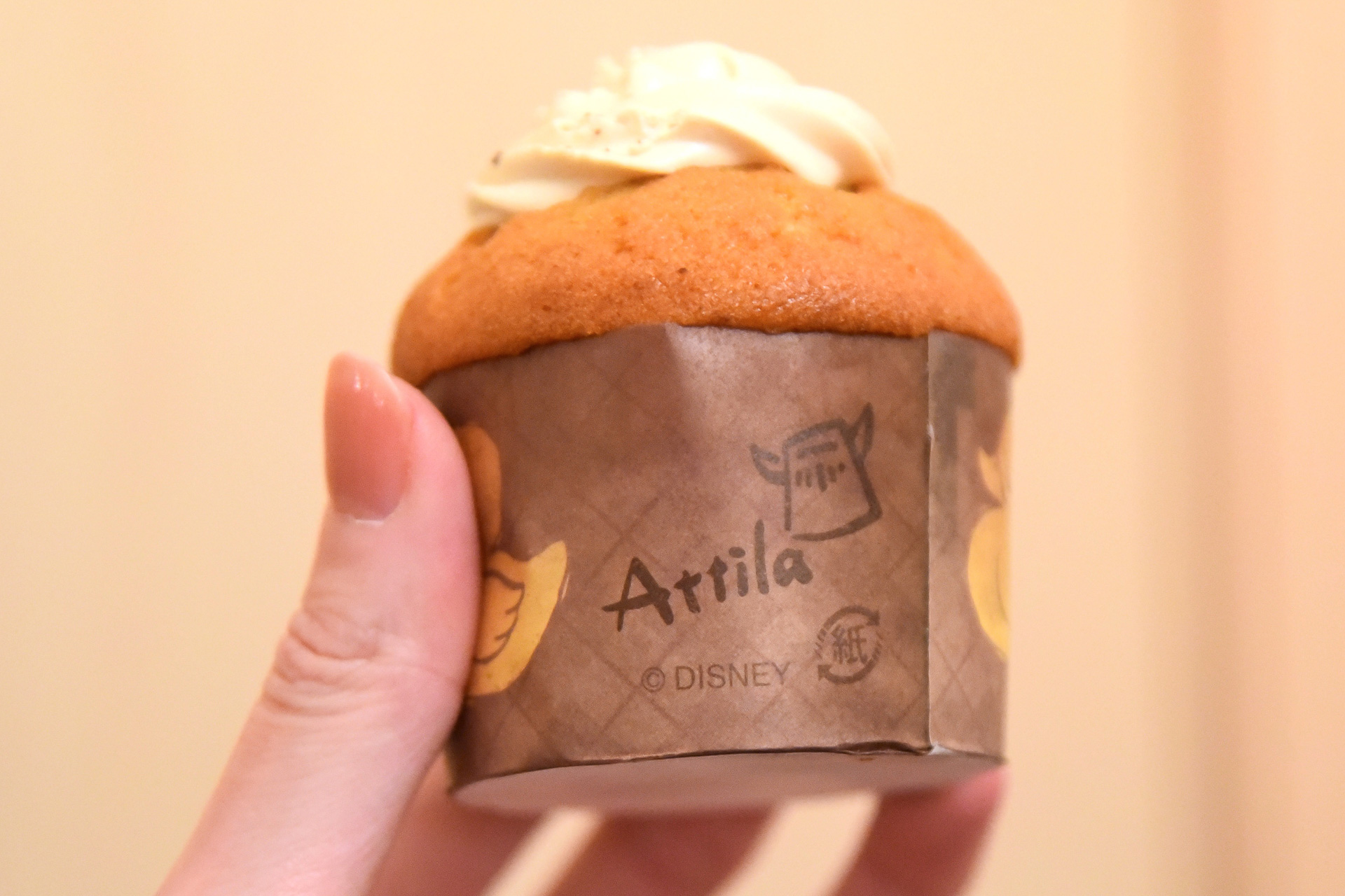 お菓子作りが大好きな荒くれ者・アッティラのイラストも発見！