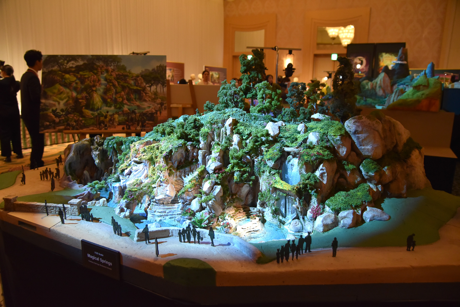 「1/25 Scale Magical Springs（Fantasy Springs Rockwork Model）」