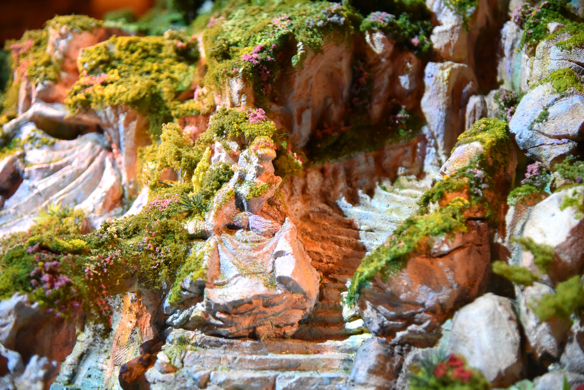 1/25モデル内のシンデレラのロックワーク部分