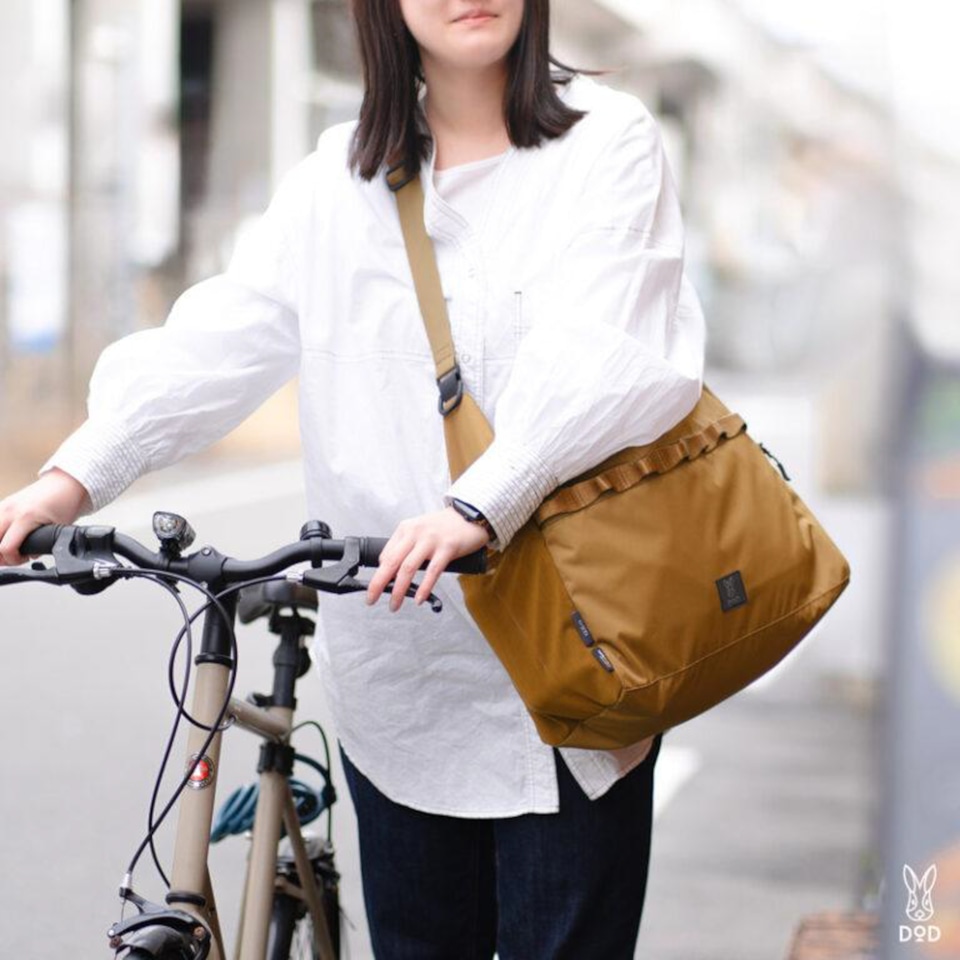 DOD、耐久・耐水に優れたコーデュラ素材バッグ。リュック/サコッシュ