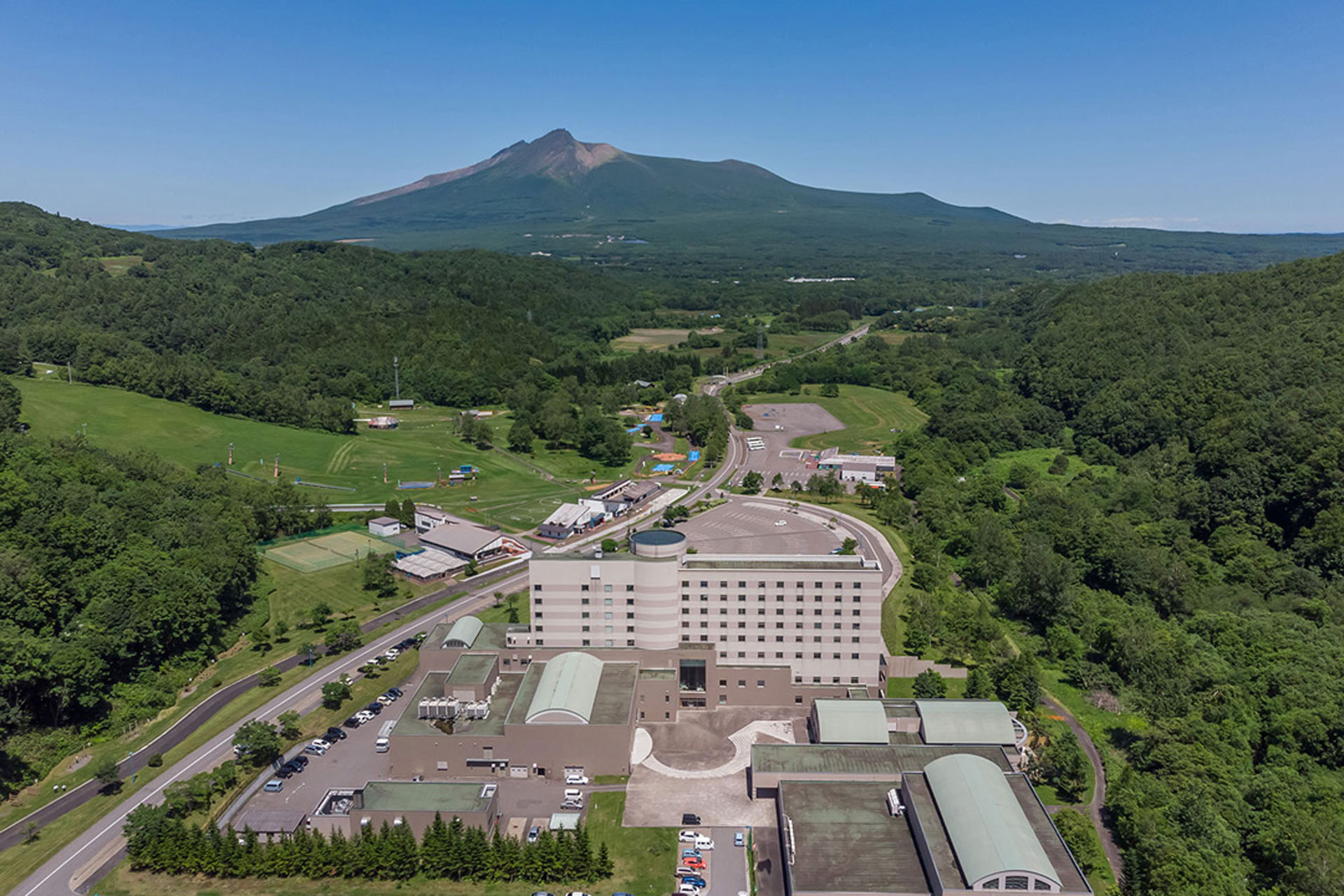 「リブマックスリゾート函館 グリーンピア大沼」をリブランドオープンした