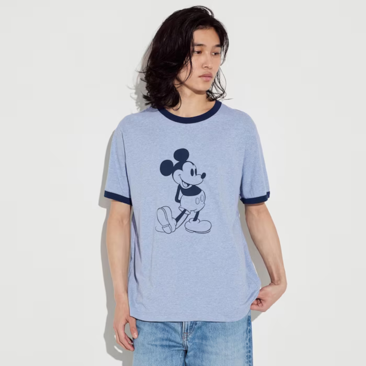 3月18日発売「ミッキー スタンズ UT」4デザイン（全6カラー）