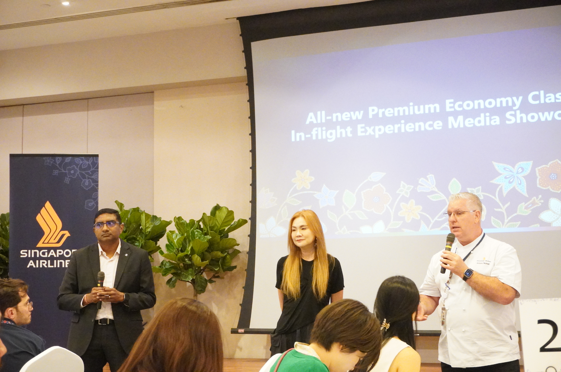 世界のあらゆるエリアに就航するシンガポール航空。その国・その路線ごとに利用客が好む料理をリサーチし、メニューを開発する。ハラールやアレルギー食品など考慮した特別食・子供食まで細かく対応しているのも特徴