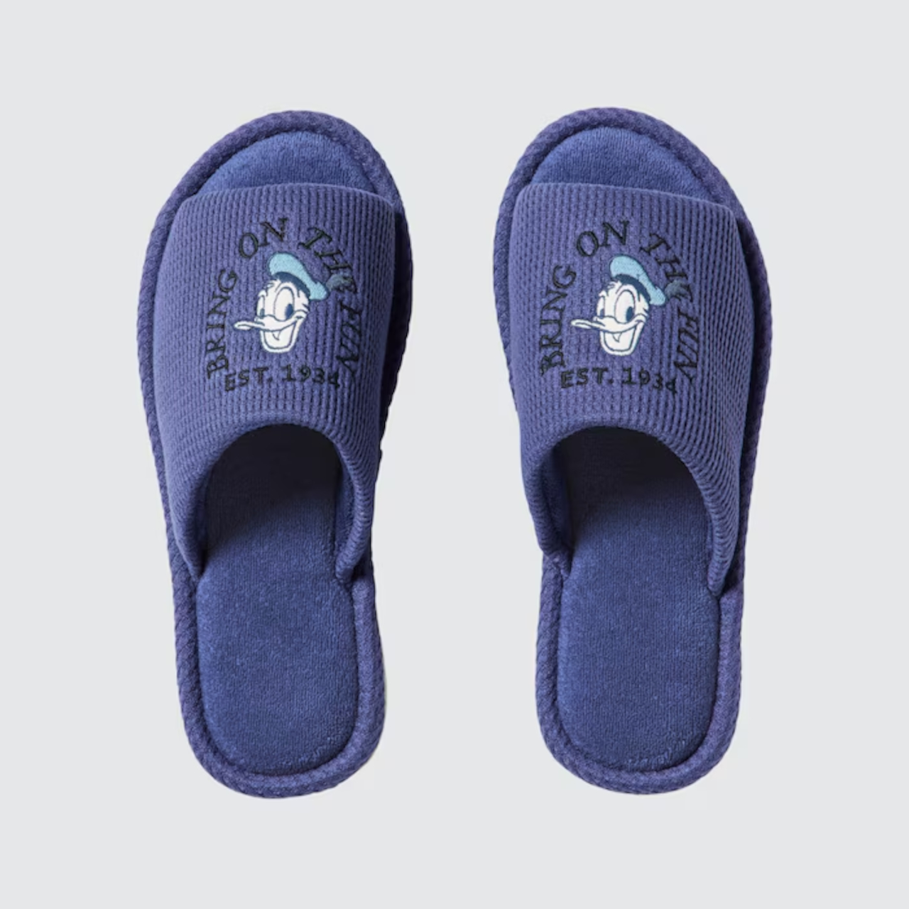 「ディズニー ビーチトリップコレクション ルームシューズ」（ドナルド）