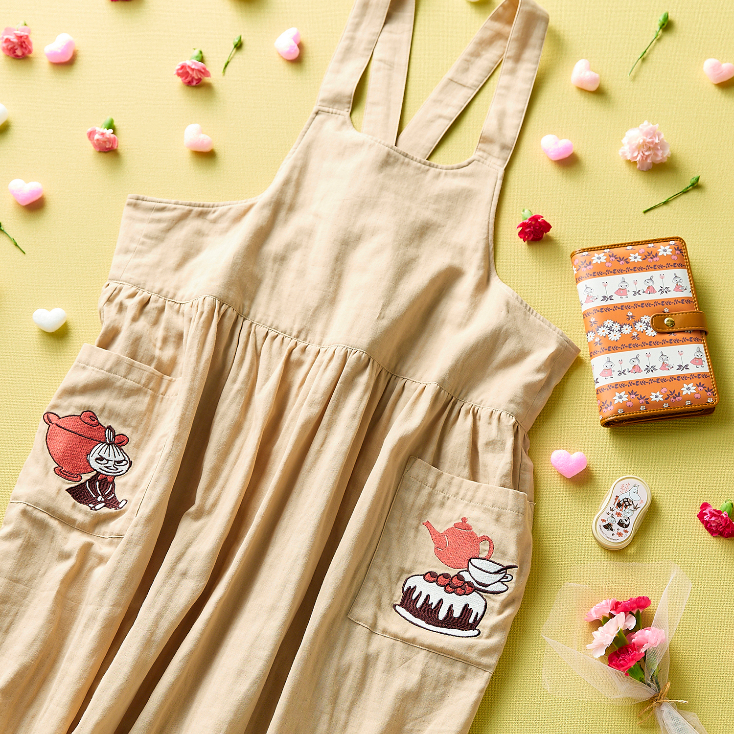 ムーミンモチーフの母の日向けアイテムをラインアップ