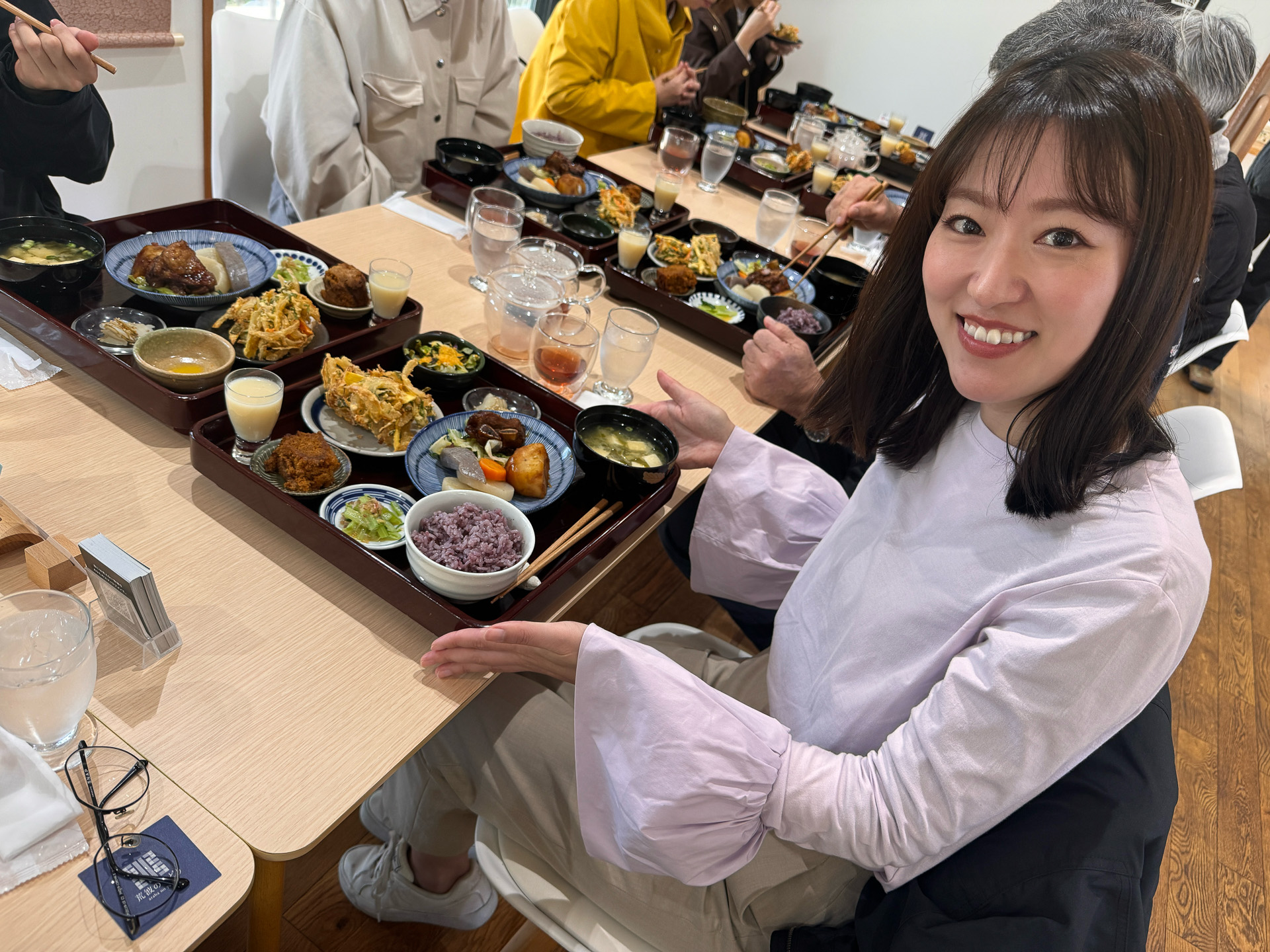 あらば食堂看板メニュー「おっかんの旬替わり定食」