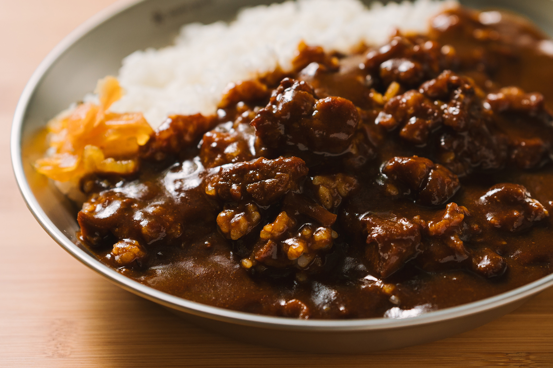 第2弾には「ビーフカレー」（680円）や「キーマカレー」（680円）をラインアップ（発売日未定）