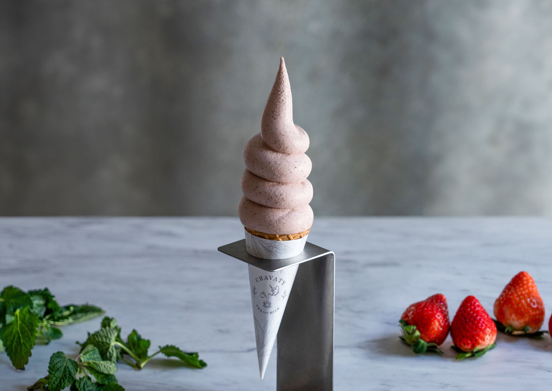 「あまおうミントソフトクリーム」（680円）