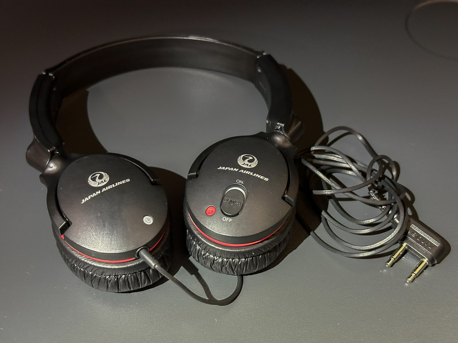 プレエコはノイキャンヘッドフォンがあって助かる