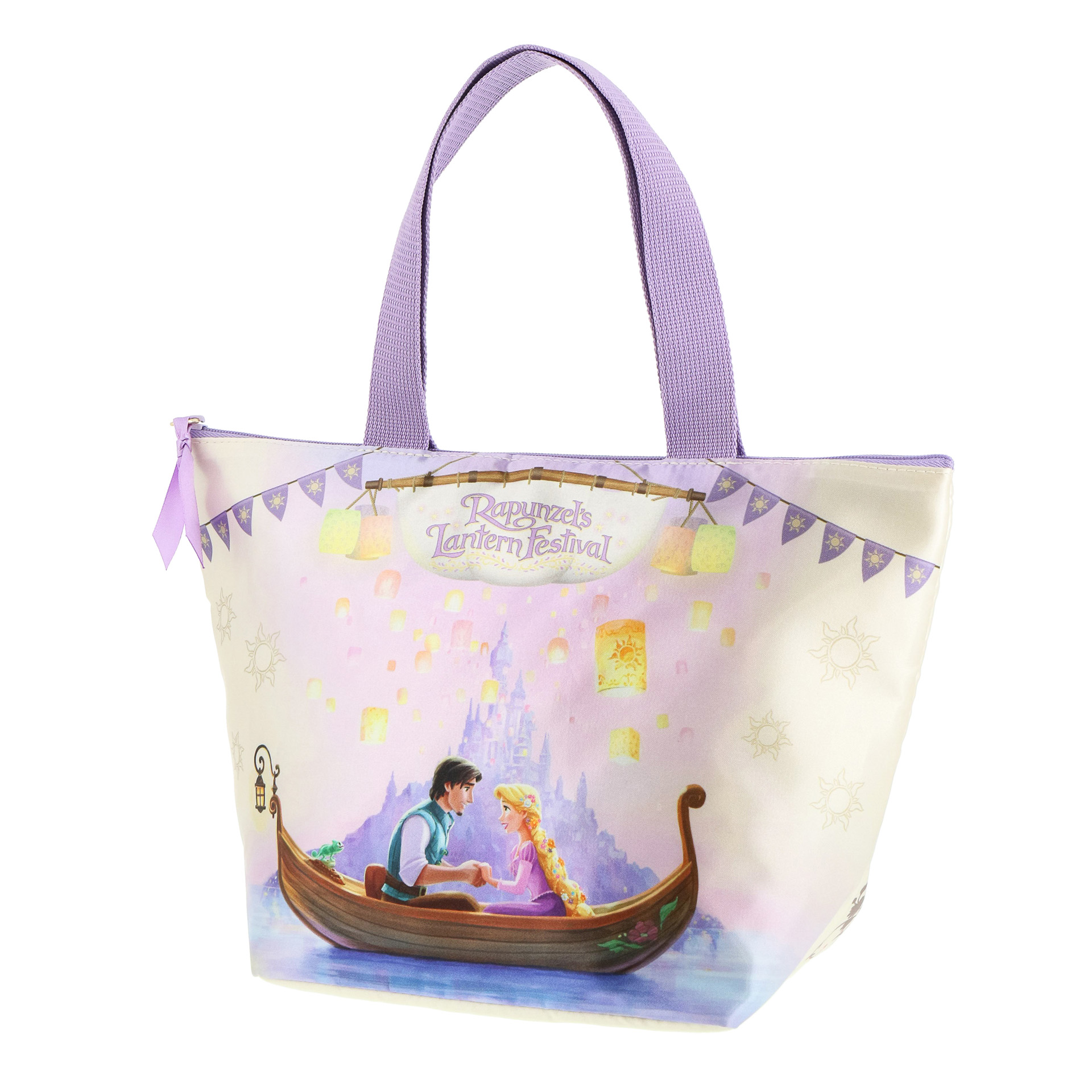 ロマンティックなワンシーンがフロントに