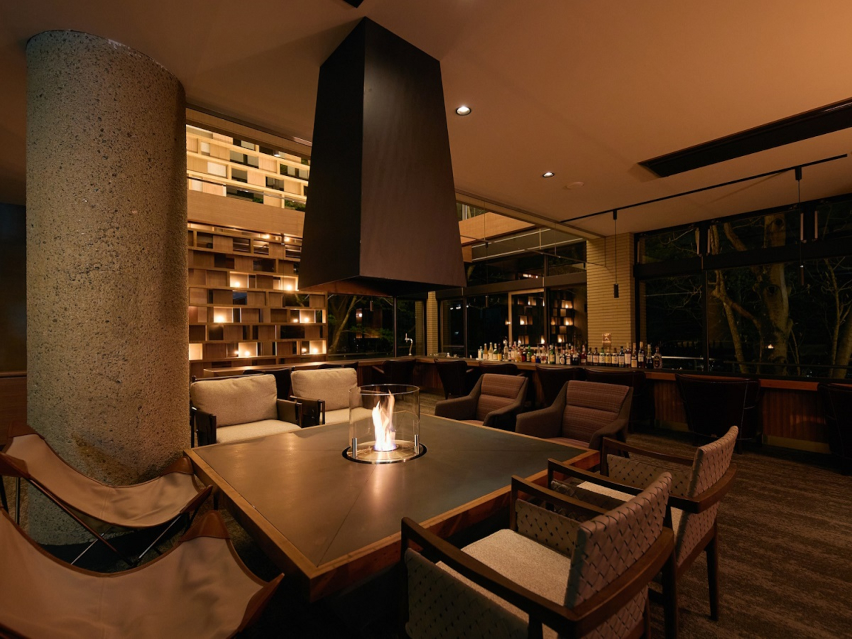 「BAR -夢寐 mubi-」