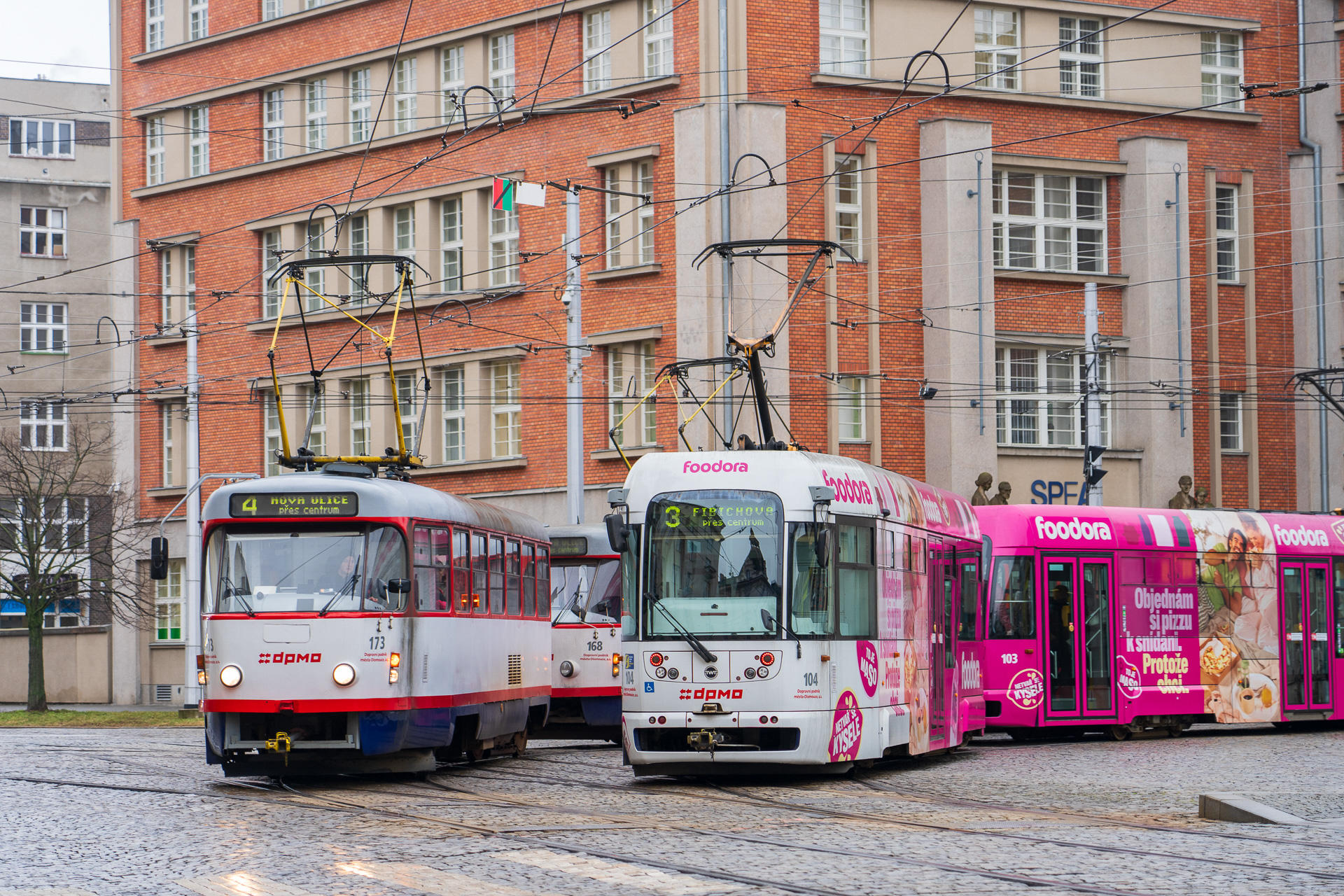 トラムが走るオロモウツの街