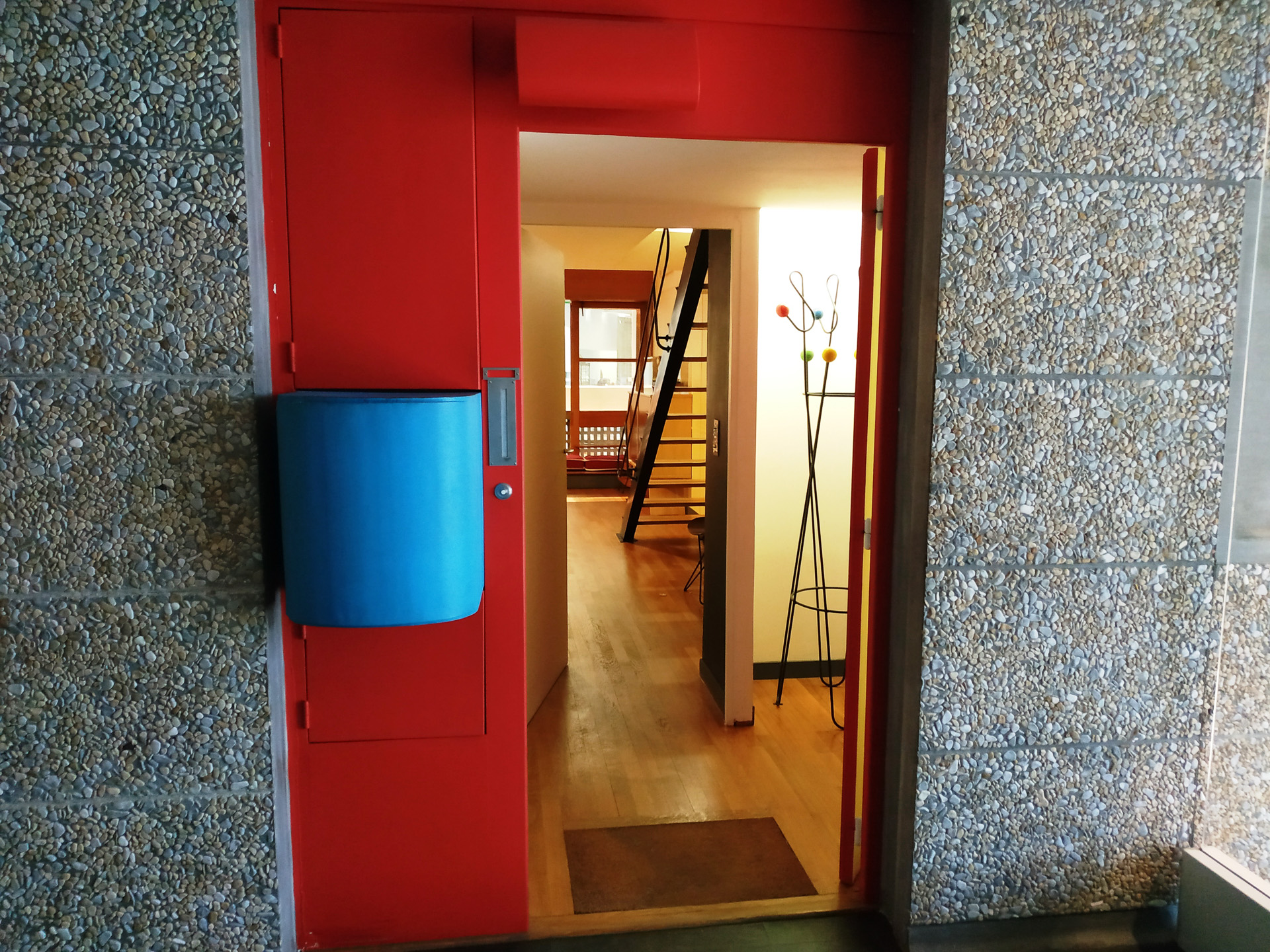 パリのシテ建築遺産博物館にあるシテ・ラディユーズの模型と原寸大模型