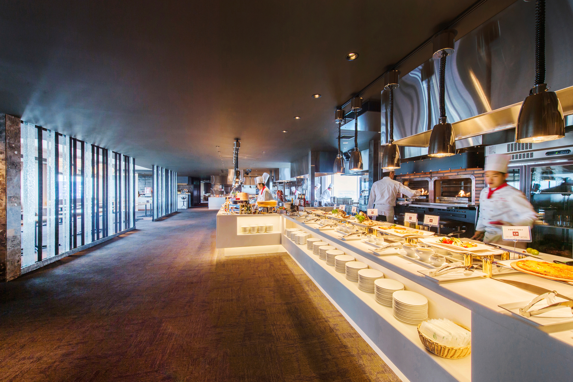 スカイグリルブッフェレストラン「空桜」（SORA）