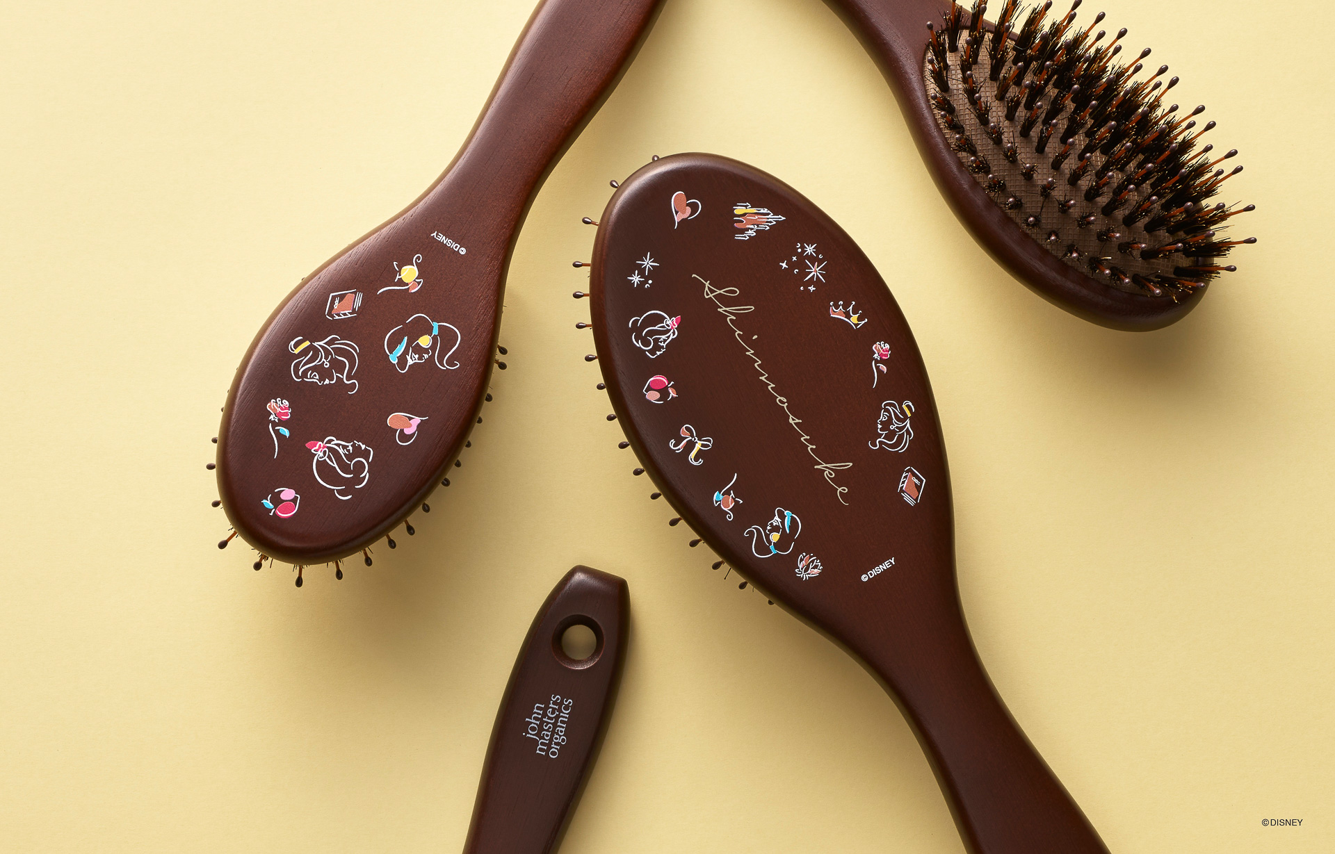 ディズニープリンセスをデザインしたパドルブラシが発売