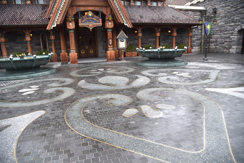 ディズニーシーにアナ雪エリア誕生！ 世界初、アレンデール城で