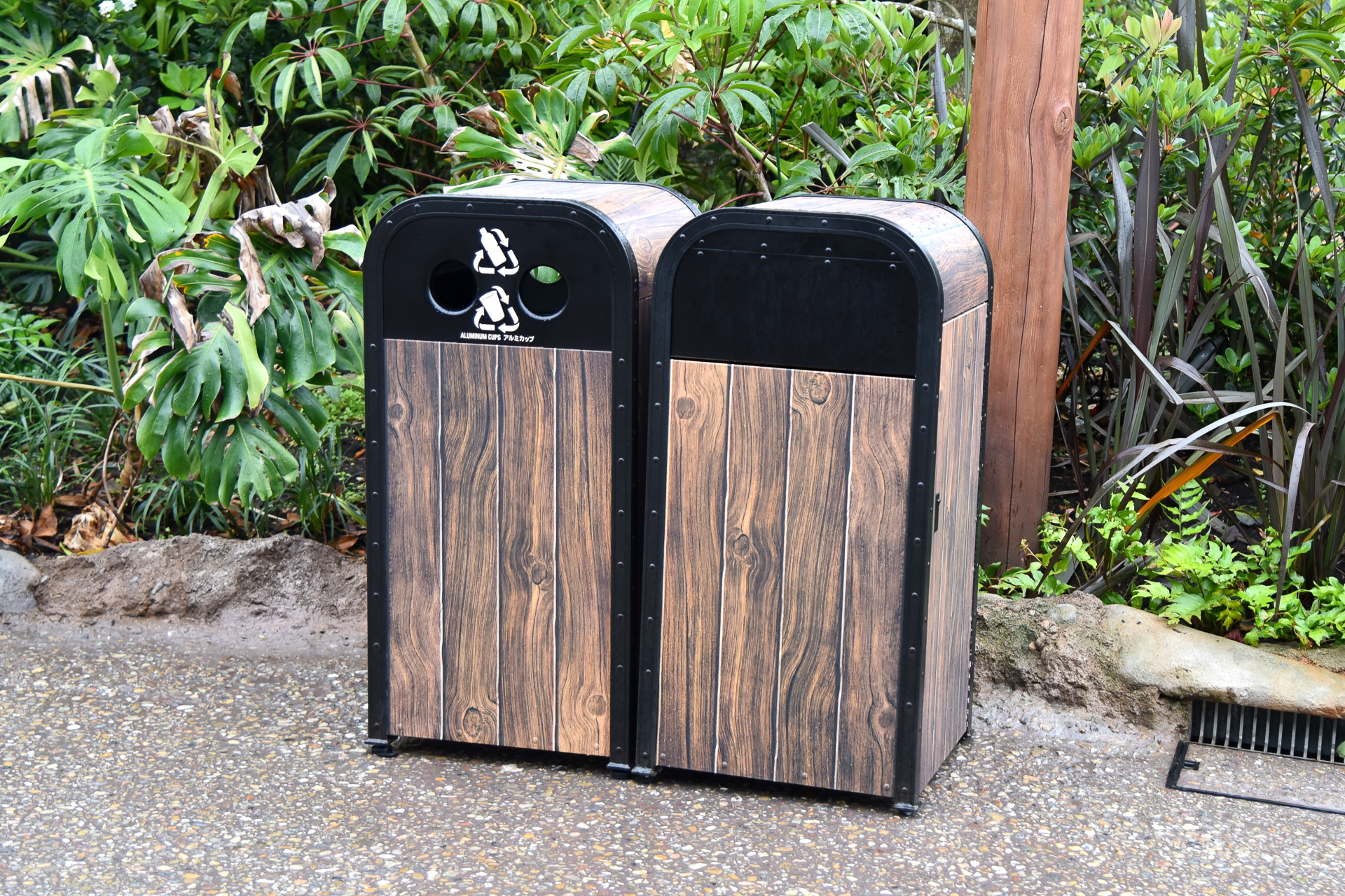 「ラプンツェルの森」のトラッシュカン