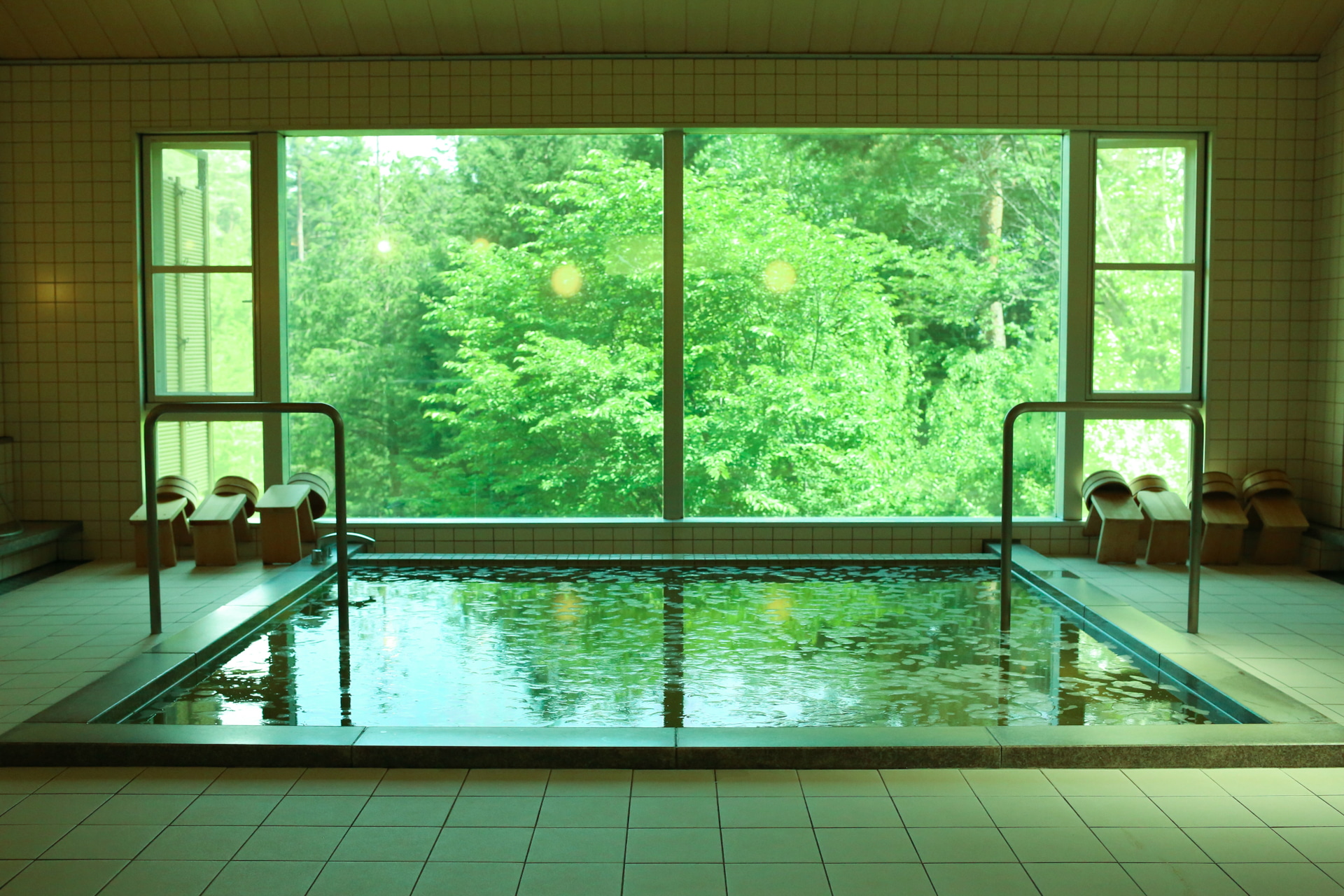 八寿恵荘自慢の「華密恋の湯」