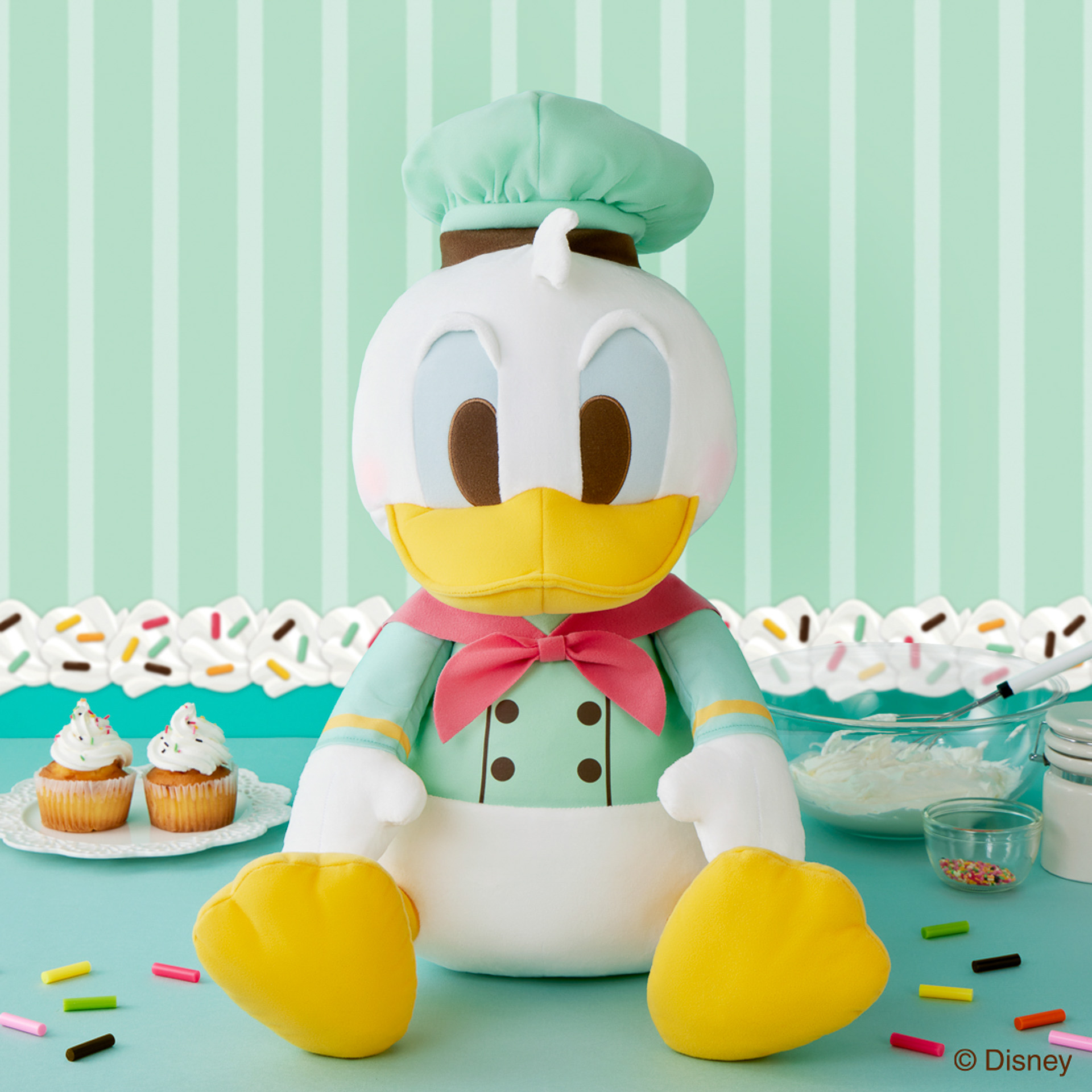 「ドナルドダック 赤いほっぺ スーパーラージぬいぐるみ ～Happy！ Surprise！ CHOCO SPRAY～ 」