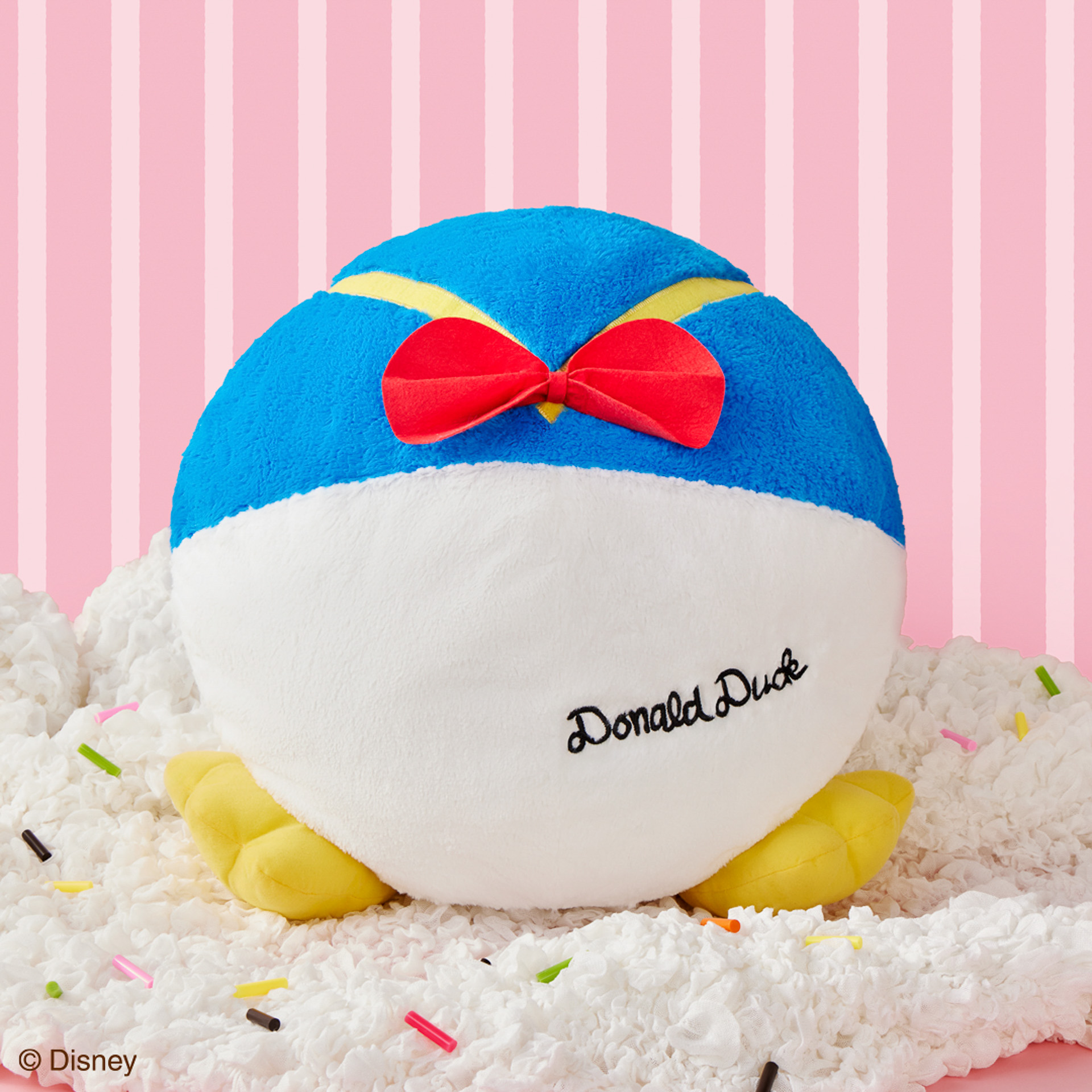 「ドナルドダック スーパーギガザッカ ふわふわおしりクッション ～Happy！ Surprise！ CHOCO SPRAY～ 」