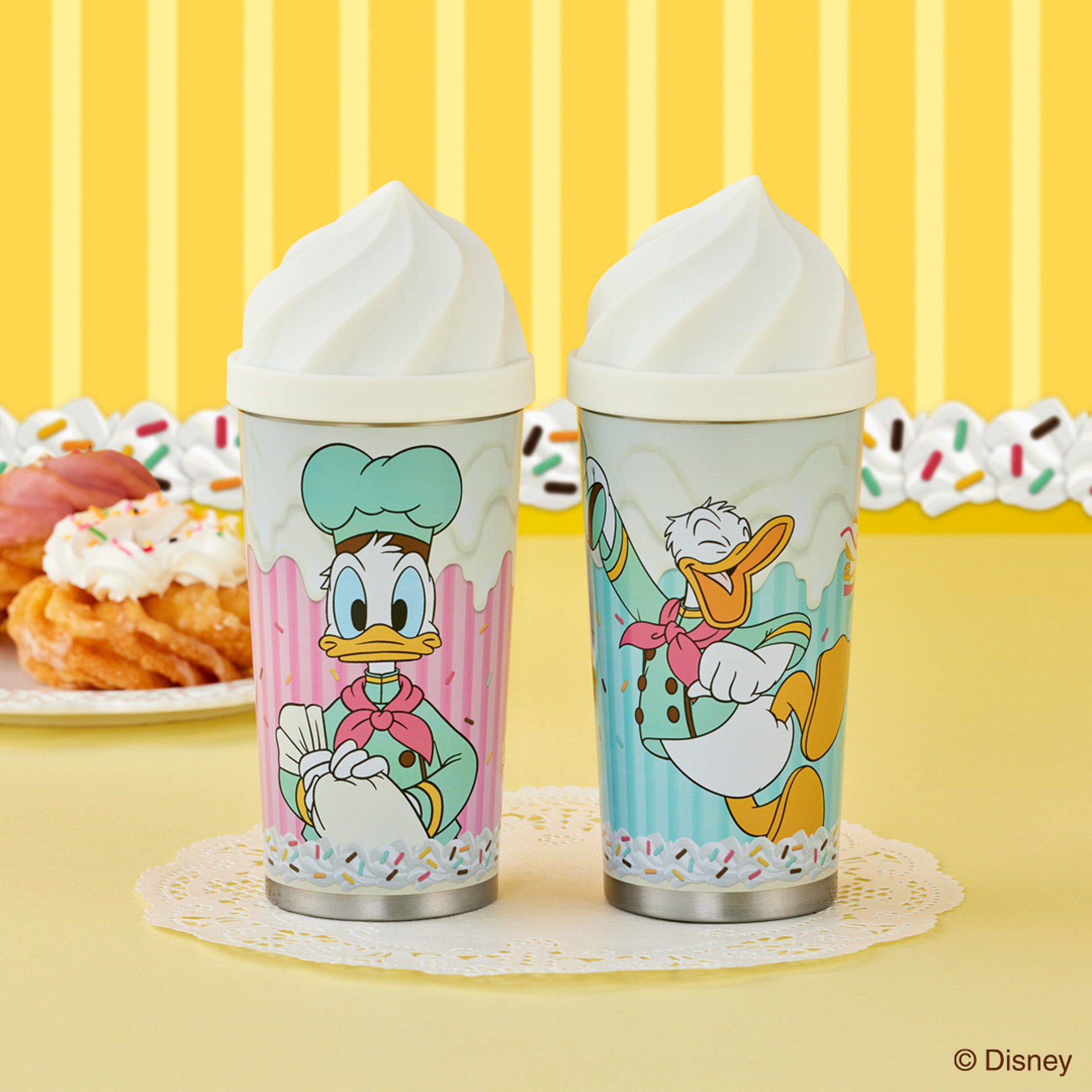 「ドナルドダック＆チップ＆デール プラチナムザッカ蓋付タンブラー～Happy！ Surprise！ CHOCO SPRAY～（全2種）」