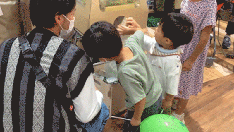 施設で使えるチケットが当たるシークレットガチャ