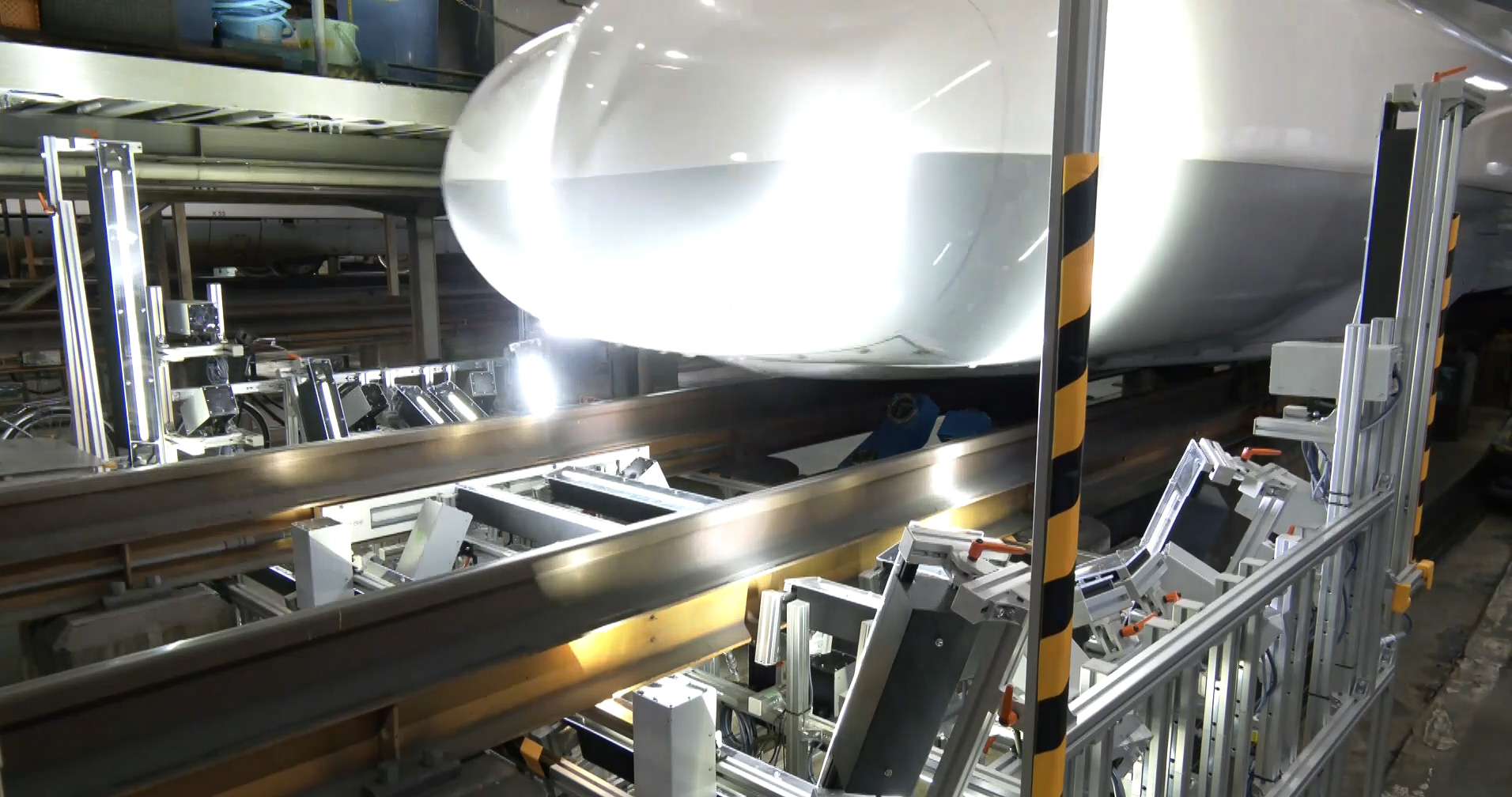 床下の検査装置