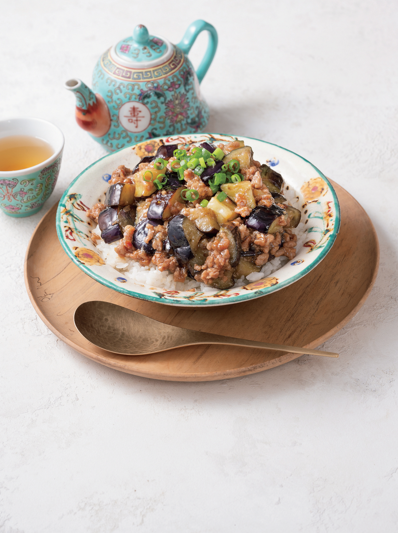 大特集は「夏の殿堂入り＆ラクうまベストレシピ」