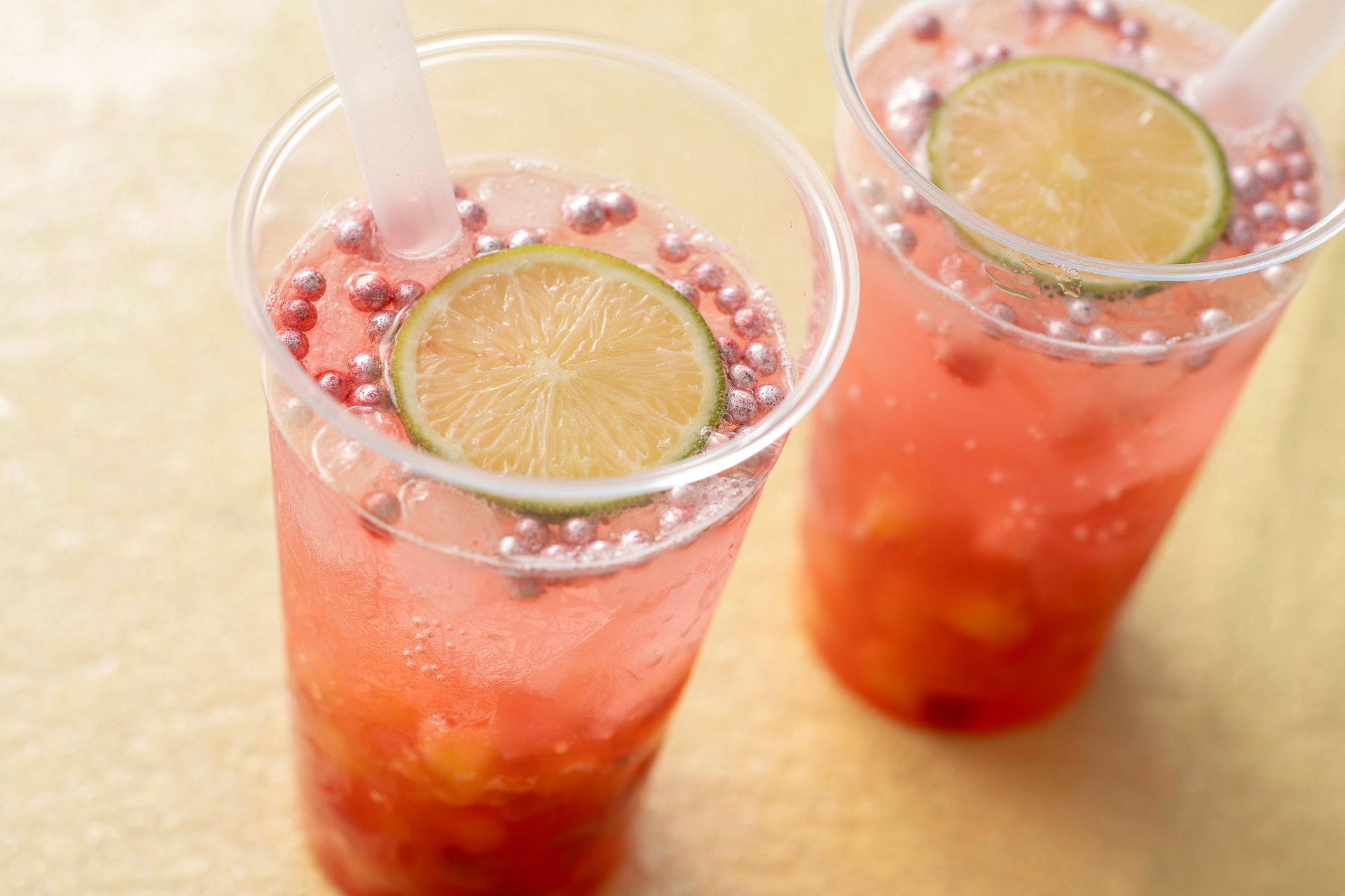 「スパークリングドリンク（ナタデココ＆フルーツ）」（700円）