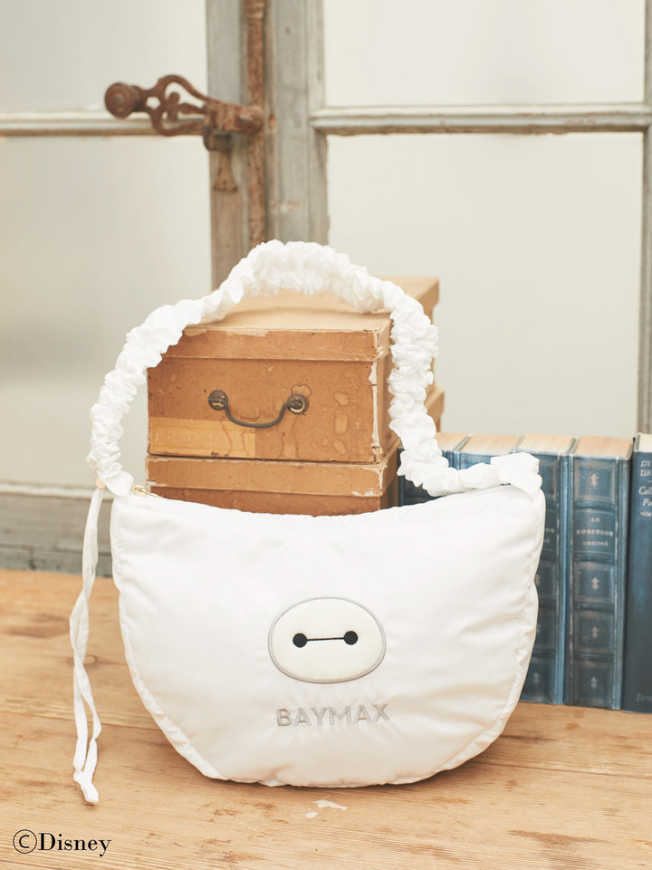 ふわふわボディに癒されるぅ〜！ ベイマックスがバッグ＆小物に大変身